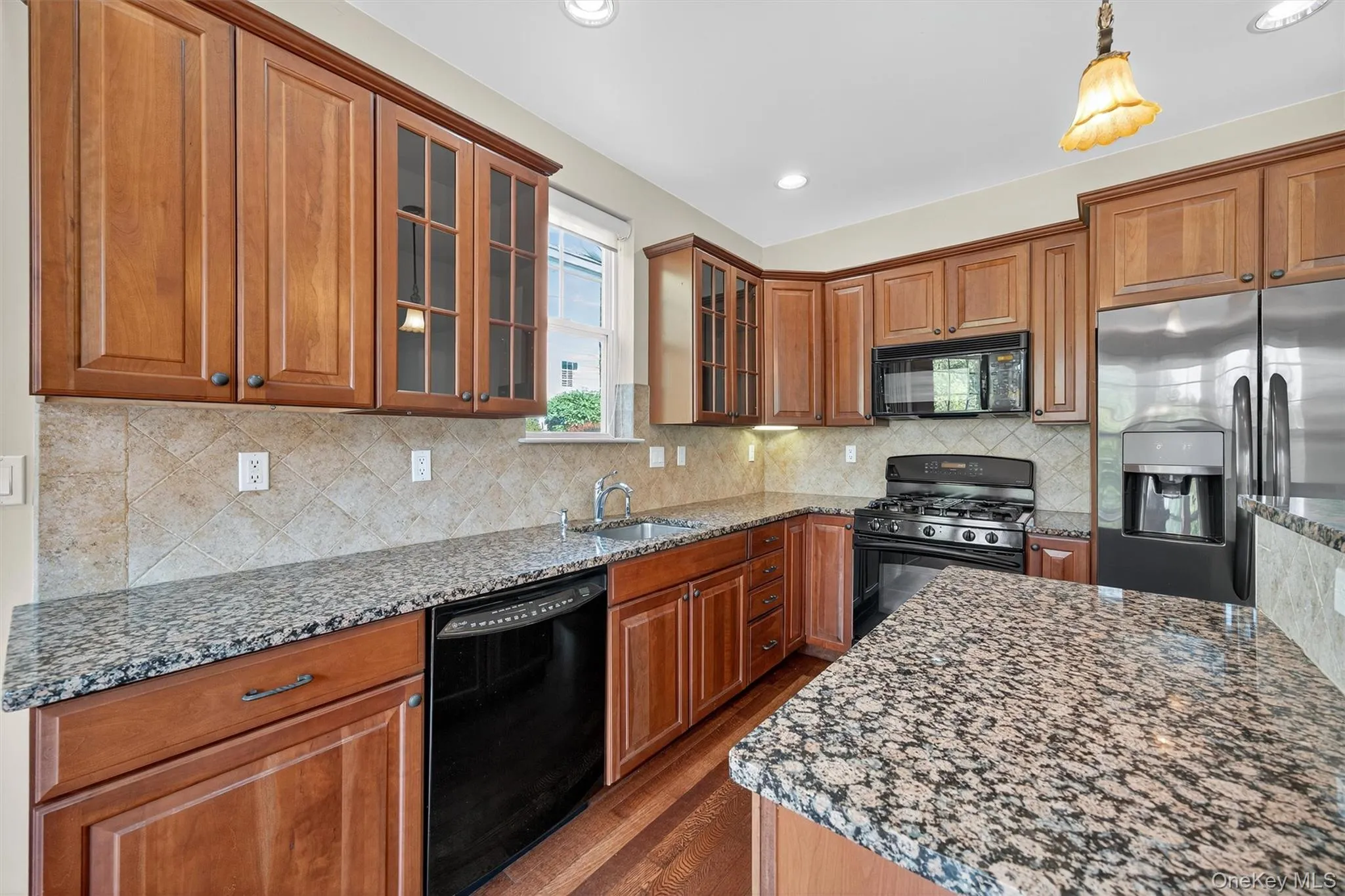 8 Green Court, Middletown, NY, 3 Bedrooms Bedrooms, 9 Rooms Rooms,2 BathroomsBathrooms,Residential,For Rent,Green,0,1025794 8 Green Court, Middletown, NY, 3 Bedrooms Bedrooms, 9 Rooms Rooms,2 BathroomsBathrooms,Residential,For Rent,Green,0,1025794