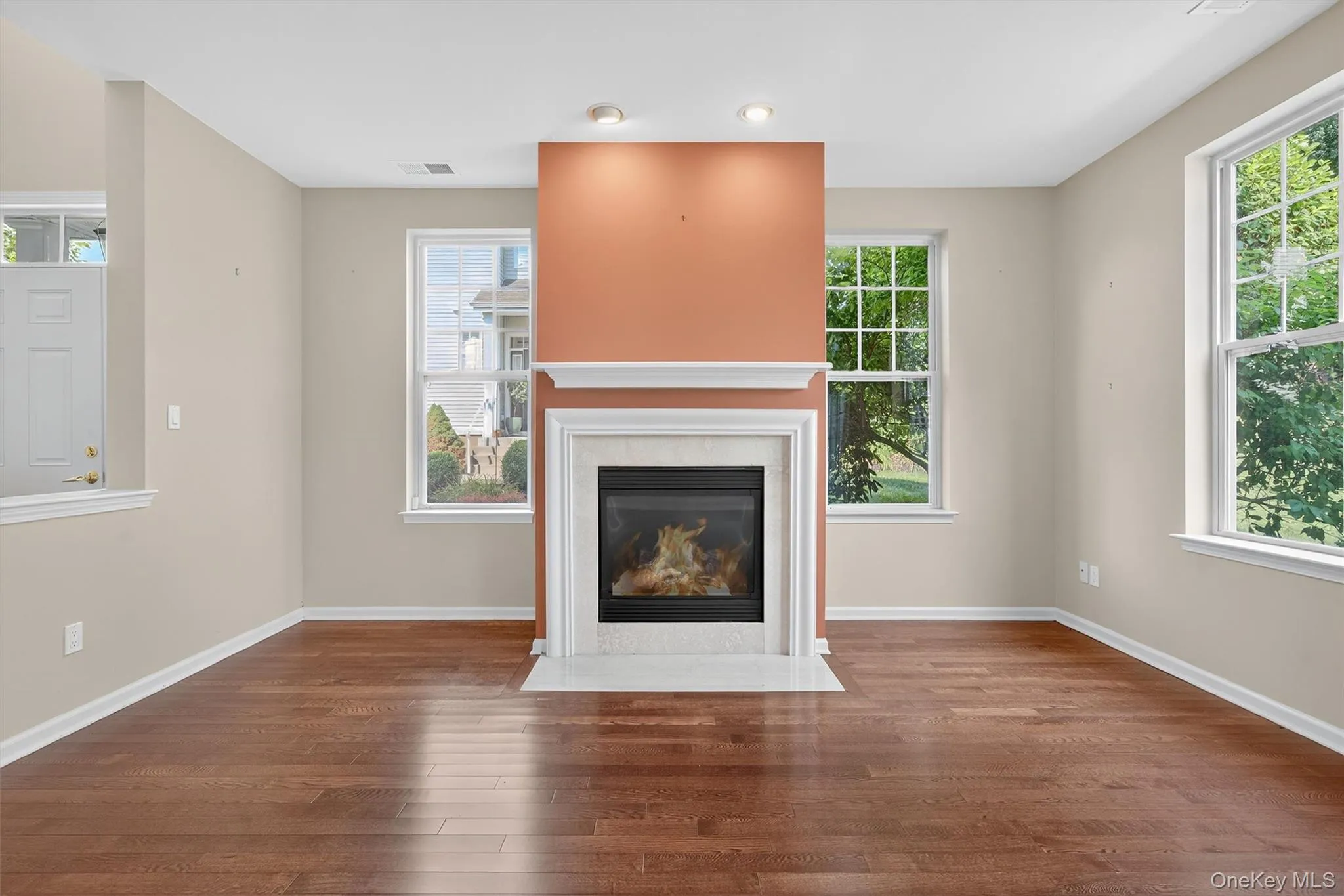 8 Green Court, Middletown, NY, 3 Bedrooms Bedrooms, 9 Rooms Rooms,2 BathroomsBathrooms,Residential,For Rent,Green,0,1025794 8 Green Court, Middletown, NY, 3 Bedrooms Bedrooms, 9 Rooms Rooms,2 BathroomsBathrooms,Residential,For Rent,Green,0,1025794