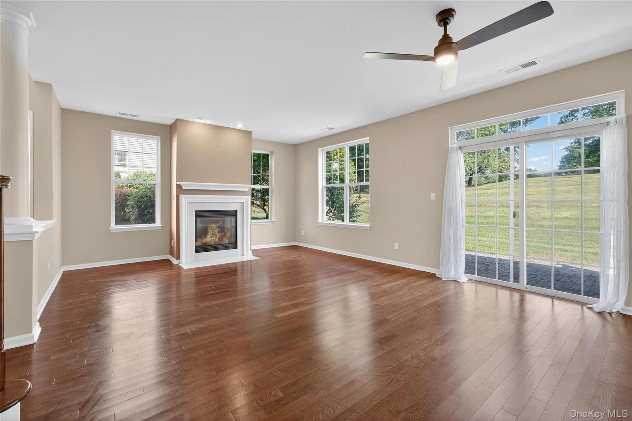 8 Green Court, Middletown, NY, 3 Bedrooms Bedrooms, 9 Rooms Rooms,2 BathroomsBathrooms,Residential,For Rent,Green,0,1025794 8 Green Court, Middletown, NY, 3 Bedrooms Bedrooms, 9 Rooms Rooms,2 BathroomsBathrooms,Residential,For Rent,Green,0,1025794