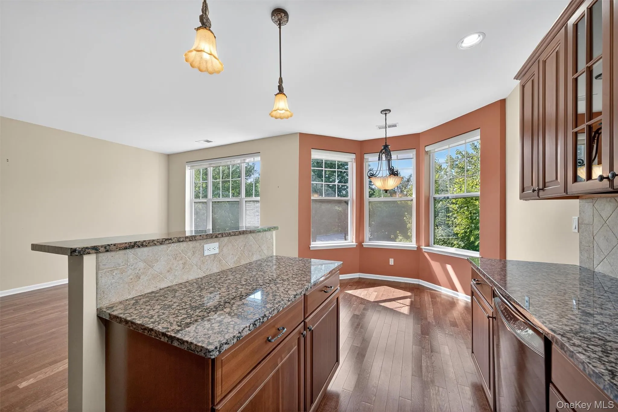 8 Green Court, Middletown, NY, 3 Bedrooms Bedrooms, 9 Rooms Rooms,2 BathroomsBathrooms,Residential,For Rent,Green,0,1025794 8 Green Court, Middletown, NY, 3 Bedrooms Bedrooms, 9 Rooms Rooms,2 BathroomsBathrooms,Residential,For Rent,Green,0,1025794