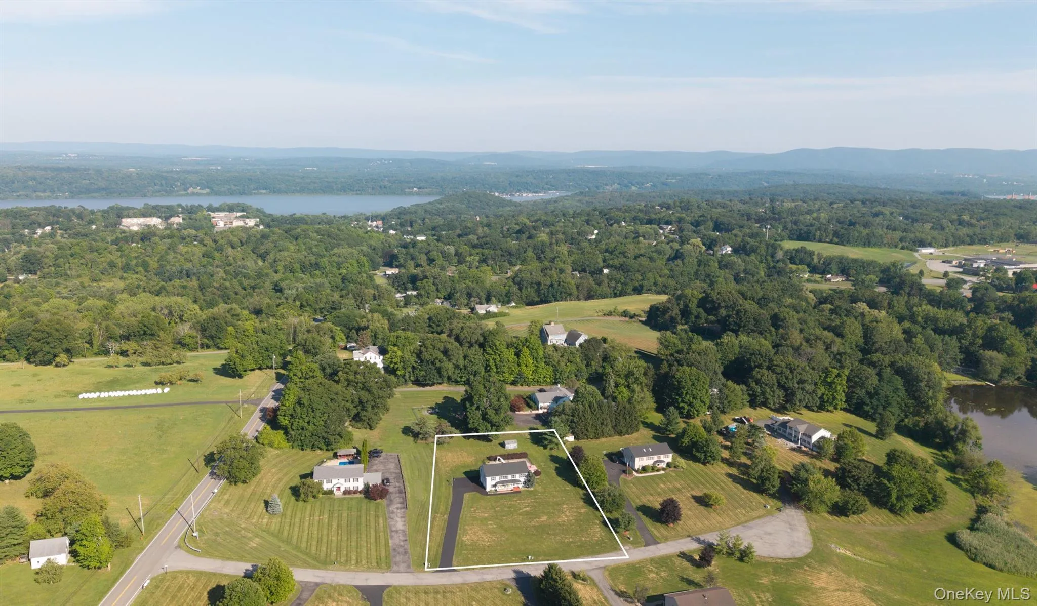 3 Mill Pond Road, Marlboro, NY, 3 Bedrooms Bedrooms, 9 Rooms Rooms,2 BathroomsBathrooms,Residential,For Rent,Mill Pond,0,1025801 3 Mill Pond Road, Marlboro, NY, 3 Bedrooms Bedrooms, 9 Rooms Rooms,2 BathroomsBathrooms,Residential,For Rent,Mill Pond,0,1025801