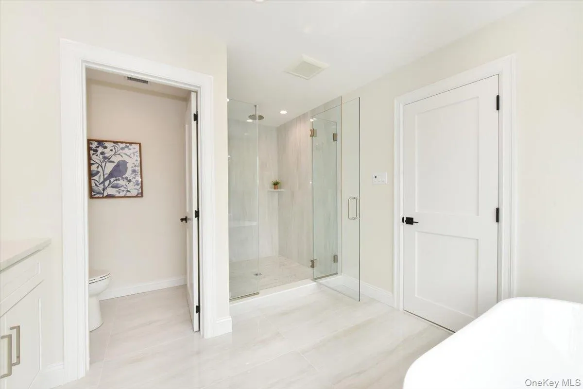 124 North Drive, Oyster Bay, NY, 5 Bedrooms Bedrooms, 9 Rooms Rooms,4 BathroomsBathrooms,Residential,For Rent,North,0,1025802 124 North Drive, Oyster Bay, NY, 5 Bedrooms Bedrooms, 9 Rooms Rooms,4 BathroomsBathrooms,Residential,For Rent,North,0,1025802