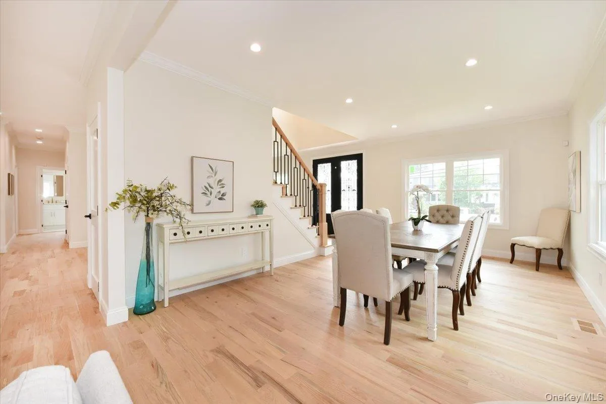 124 North Drive, Oyster Bay, NY, 5 Bedrooms Bedrooms, 9 Rooms Rooms,4 BathroomsBathrooms,Residential,For Rent,North,0,1025802 124 North Drive, Oyster Bay, NY, 5 Bedrooms Bedrooms, 9 Rooms Rooms,4 BathroomsBathrooms,Residential,For Rent,North,0,1025802