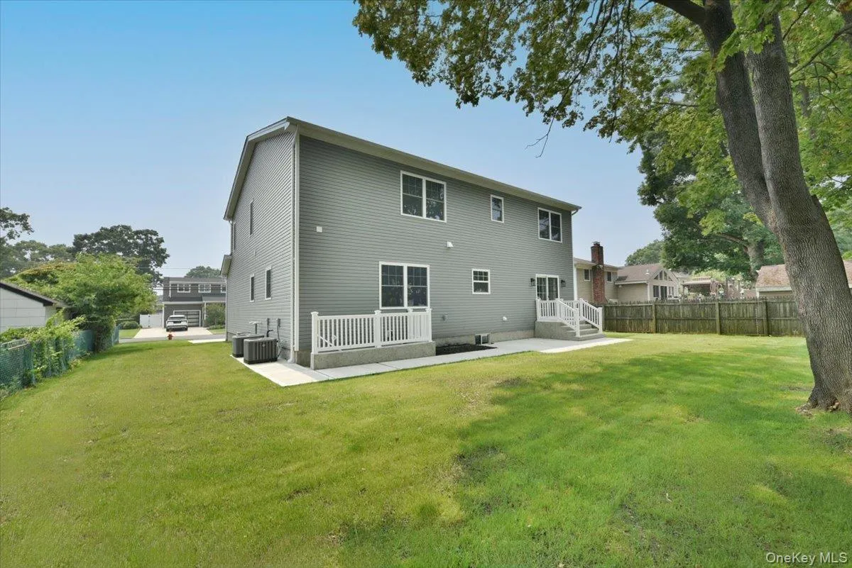 124 North Drive, Oyster Bay, NY, 5 Bedrooms Bedrooms, 9 Rooms Rooms,4 BathroomsBathrooms,Residential,For Rent,North,0,1025802 124 North Drive, Oyster Bay, NY, 5 Bedrooms Bedrooms, 9 Rooms Rooms,4 BathroomsBathrooms,Residential,For Rent,North,0,1025802