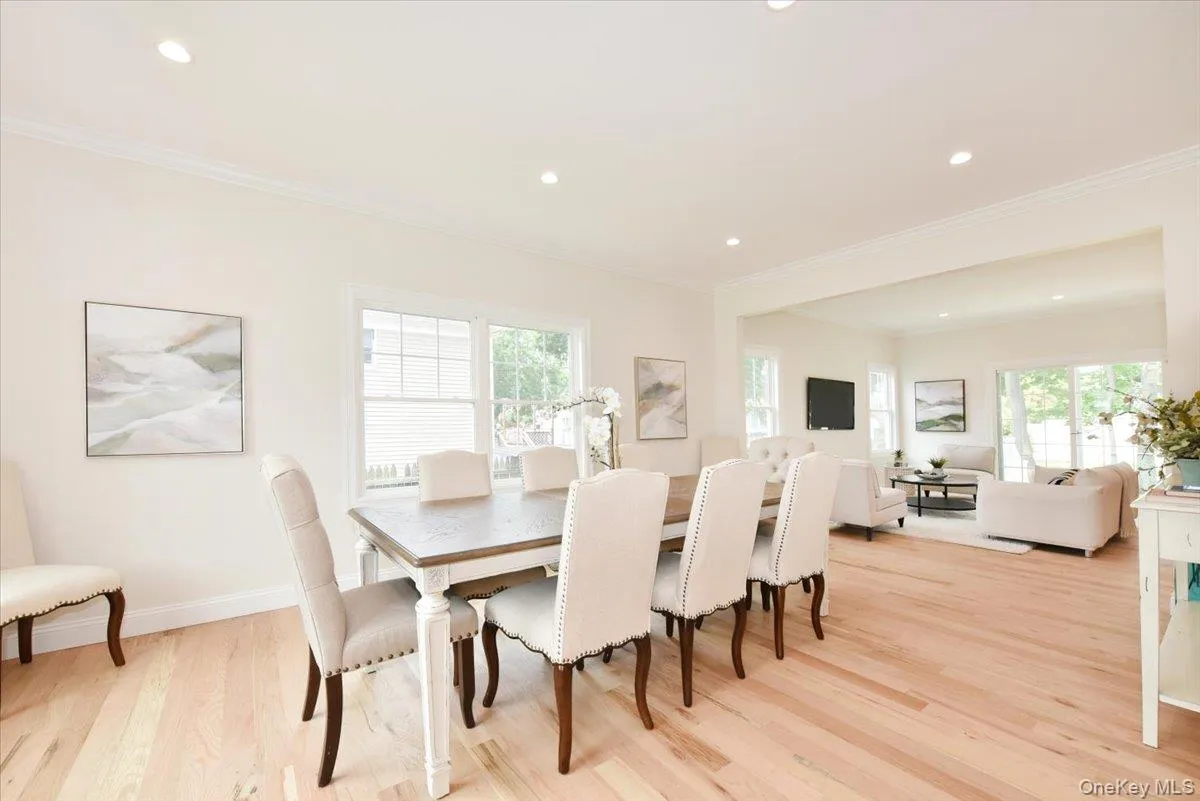 124 North Drive, Oyster Bay, NY, 5 Bedrooms Bedrooms, 9 Rooms Rooms,4 BathroomsBathrooms,Residential,For Rent,North,0,1025802 124 North Drive, Oyster Bay, NY, 5 Bedrooms Bedrooms, 9 Rooms Rooms,4 BathroomsBathrooms,Residential,For Rent,North,0,1025802