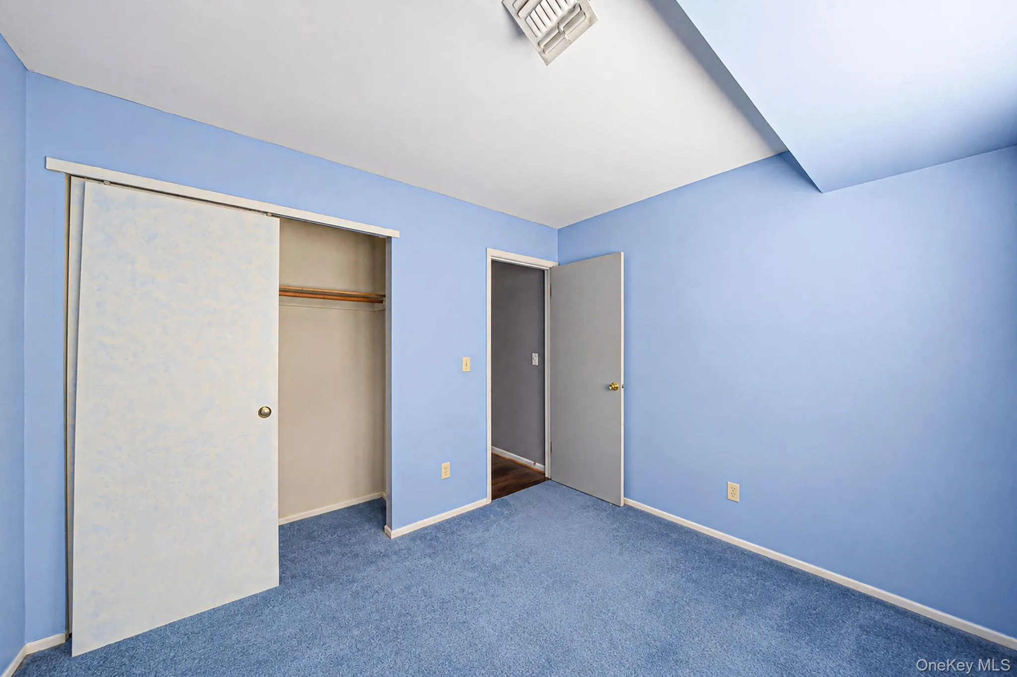 26 Beech Street, Islip, NY, 3 Bedrooms Bedrooms, 6 Rooms Rooms,2 BathroomsBathrooms,Residential,For Rent,Beech,0,1025807 26 Beech Street, Islip, NY, 3 Bedrooms Bedrooms, 6 Rooms Rooms,2 BathroomsBathrooms,Residential,For Rent,Beech,0,1025807