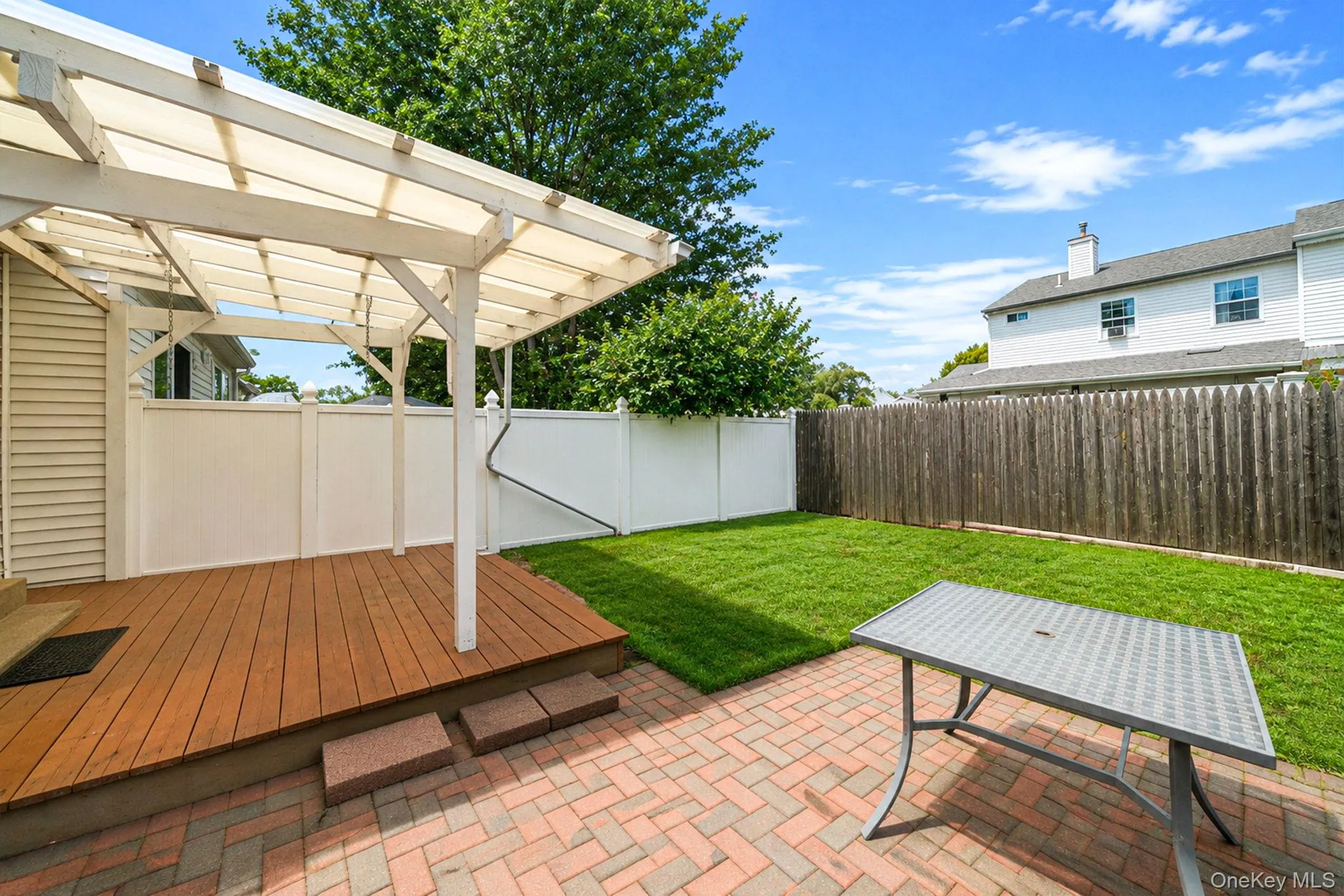 26 Beech Street, Islip, NY, 3 Bedrooms Bedrooms, 6 Rooms Rooms,2 BathroomsBathrooms,Residential,For Rent,Beech,0,1025807 26 Beech Street, Islip, NY, 3 Bedrooms Bedrooms, 6 Rooms Rooms,2 BathroomsBathrooms,Residential,For Rent,Beech,0,1025807
