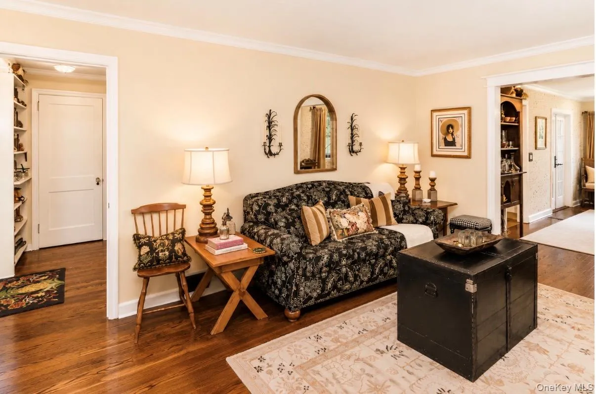 158 Wilson Avenue, North Hempstead, NY, 4 Bedrooms Bedrooms, 8 Rooms Rooms,2 BathroomsBathrooms,Residential,For Rent,Wilson,0,1025810 158 Wilson Avenue, North Hempstead, NY, 4 Bedrooms Bedrooms, 8 Rooms Rooms,2 BathroomsBathrooms,Residential,For Rent,Wilson,0,1025810
