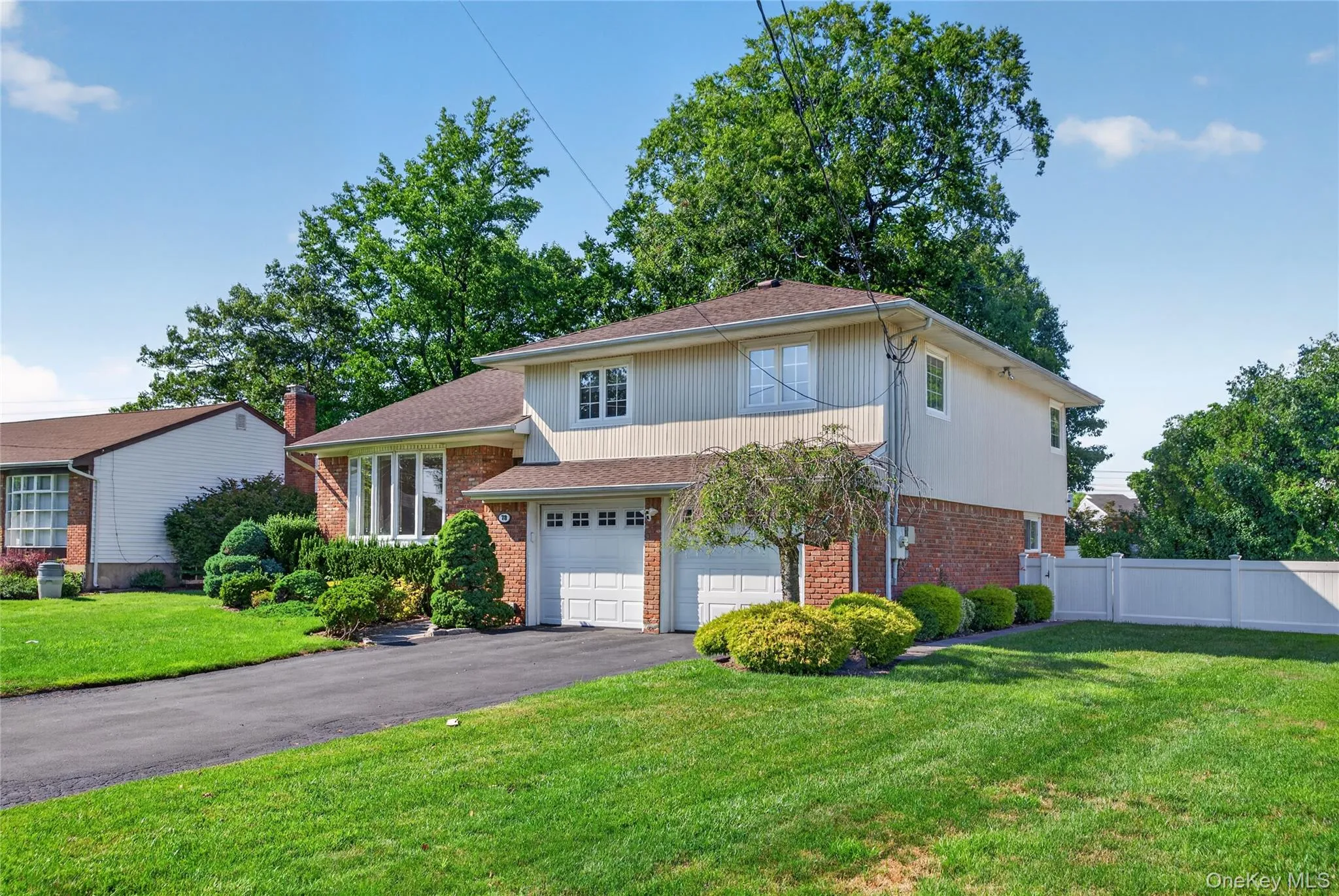 78 Sugar Maple Drive, North Hempstead, NY, 4 Bedrooms Bedrooms, 8 Rooms Rooms,2 BathroomsBathrooms,Residential,For Rent,Sugar Maple,0,1025811 78 Sugar Maple Drive, North Hempstead, NY, 4 Bedrooms Bedrooms, 8 Rooms Rooms,2 BathroomsBathrooms,Residential,For Rent,Sugar Maple,0,1025811