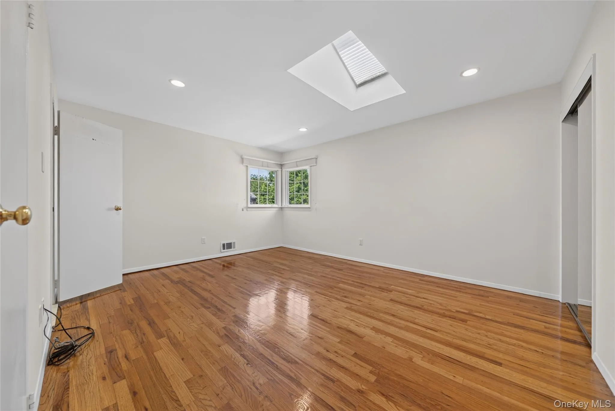 78 Sugar Maple Drive, North Hempstead, NY, 4 Bedrooms Bedrooms, 8 Rooms Rooms,2 BathroomsBathrooms,Residential,For Rent,Sugar Maple,0,1025811 78 Sugar Maple Drive, North Hempstead, NY, 4 Bedrooms Bedrooms, 8 Rooms Rooms,2 BathroomsBathrooms,Residential,For Rent,Sugar Maple,0,1025811