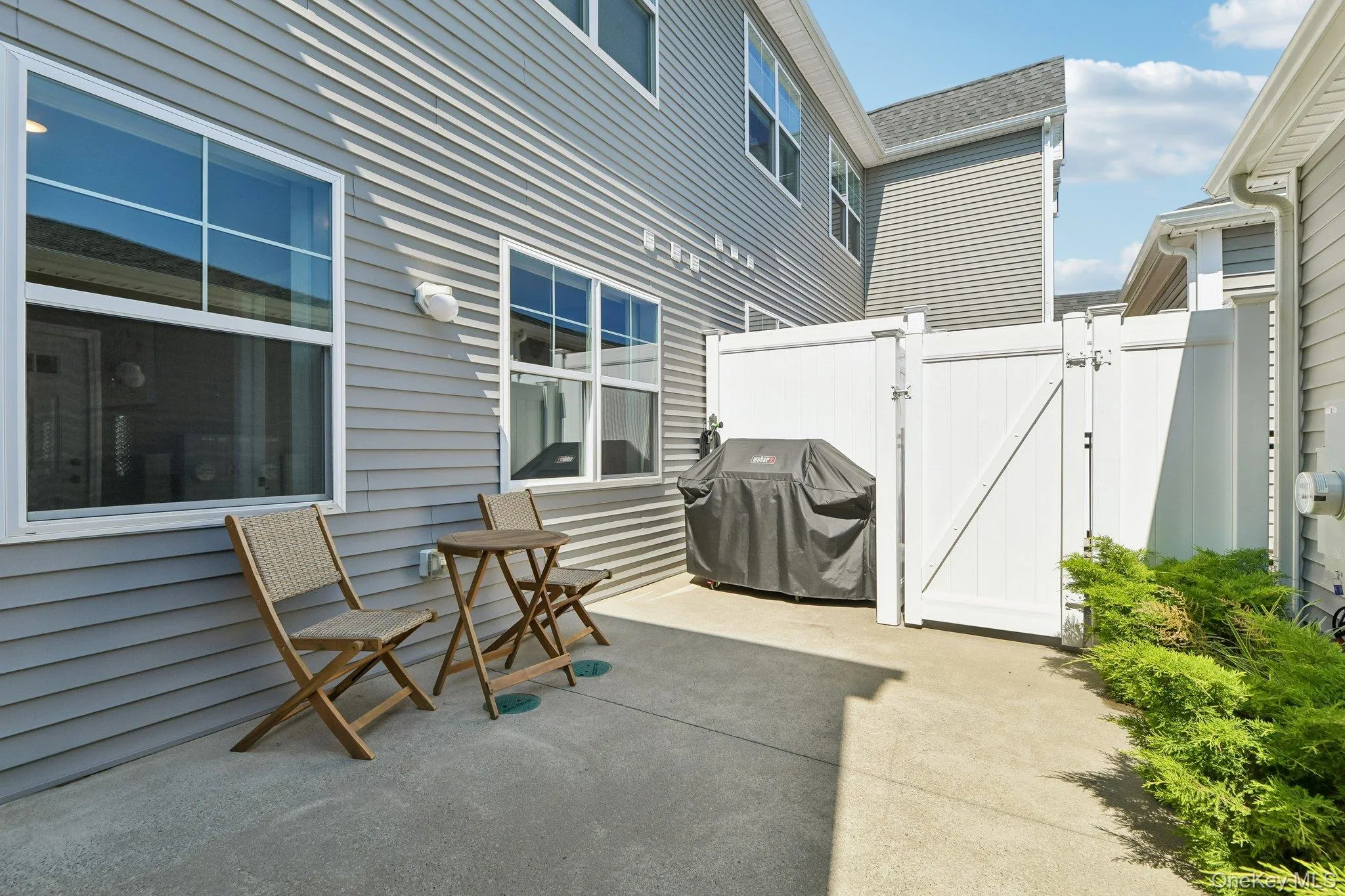 40 Grace Hall Lane, Brookhaven, NY, 2 Bedrooms Bedrooms, 4 Rooms Rooms,2 BathroomsBathrooms,Residential,For Rent,Grace Hall,0,1025814 40 Grace Hall Lane, Brookhaven, NY, 2 Bedrooms Bedrooms, 4 Rooms Rooms,2 BathroomsBathrooms,Residential,For Rent,Grace Hall,0,1025814