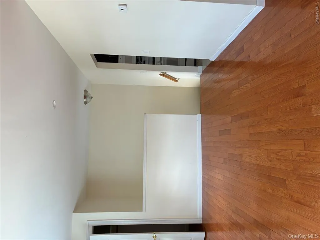 44 Franklin Street, Hempstead, NY, 3 Bedrooms Bedrooms, 6 Rooms Rooms,1 BathroomBathrooms,Residential Lease,For Rent,Franklin,0,1025820 44 Franklin Street, Hempstead, NY, 3 Bedrooms Bedrooms, 6 Rooms Rooms,1 BathroomBathrooms,Residential Lease,For Rent,Franklin,0,1025820