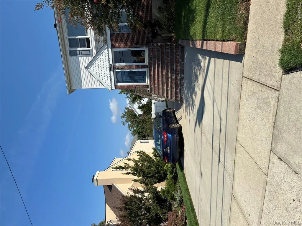 44 Franklin Street, Hempstead, NY, 3 Bedrooms Bedrooms, 6 Rooms Rooms,1 BathroomBathrooms,Residential Lease,For Rent,Franklin,0,1025820 44 Franklin Street, Hempstead, NY, 3 Bedrooms Bedrooms, 6 Rooms Rooms,1 BathroomBathrooms,Residential Lease,For Rent,Franklin,0,1025820