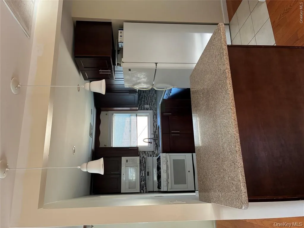 44 Franklin Street, Hempstead, NY, 3 Bedrooms Bedrooms, 6 Rooms Rooms,1 BathroomBathrooms,Residential Lease,For Rent,Franklin,0,1025820 44 Franklin Street, Hempstead, NY, 3 Bedrooms Bedrooms, 6 Rooms Rooms,1 BathroomBathrooms,Residential Lease,For Rent,Franklin,0,1025820