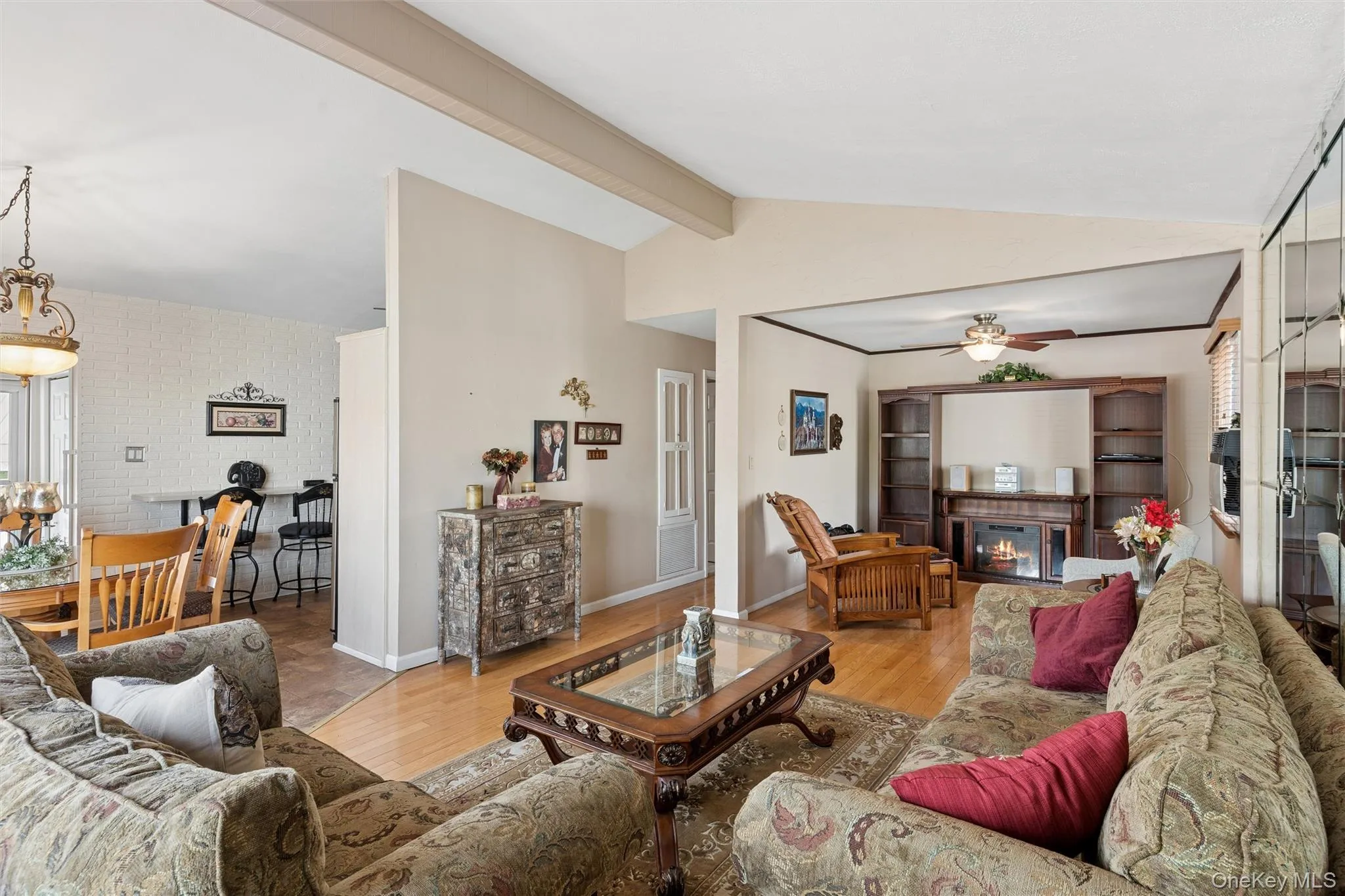 114 Miller Road, Oyster Bay, NY, 2 Bedrooms Bedrooms, 5 Rooms Rooms,2 BathroomsBathrooms,Residential,For Rent,Miller,0,1025821 114 Miller Road, Oyster Bay, NY, 2 Bedrooms Bedrooms, 5 Rooms Rooms,2 BathroomsBathrooms,Residential,For Rent,Miller,0,1025821