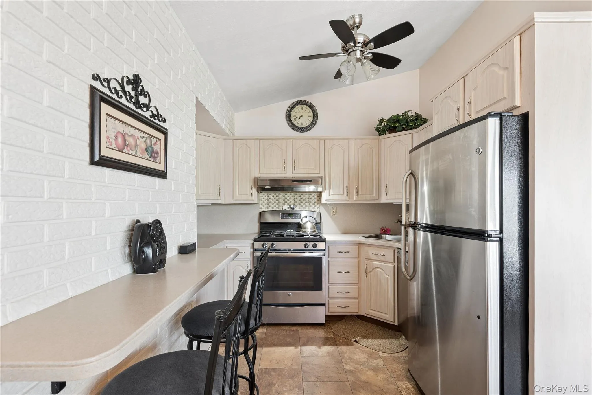 114 Miller Road, Oyster Bay, NY, 2 Bedrooms Bedrooms, 5 Rooms Rooms,2 BathroomsBathrooms,Residential,For Rent,Miller,0,1025821 114 Miller Road, Oyster Bay, NY, 2 Bedrooms Bedrooms, 5 Rooms Rooms,2 BathroomsBathrooms,Residential,For Rent,Miller,0,1025821