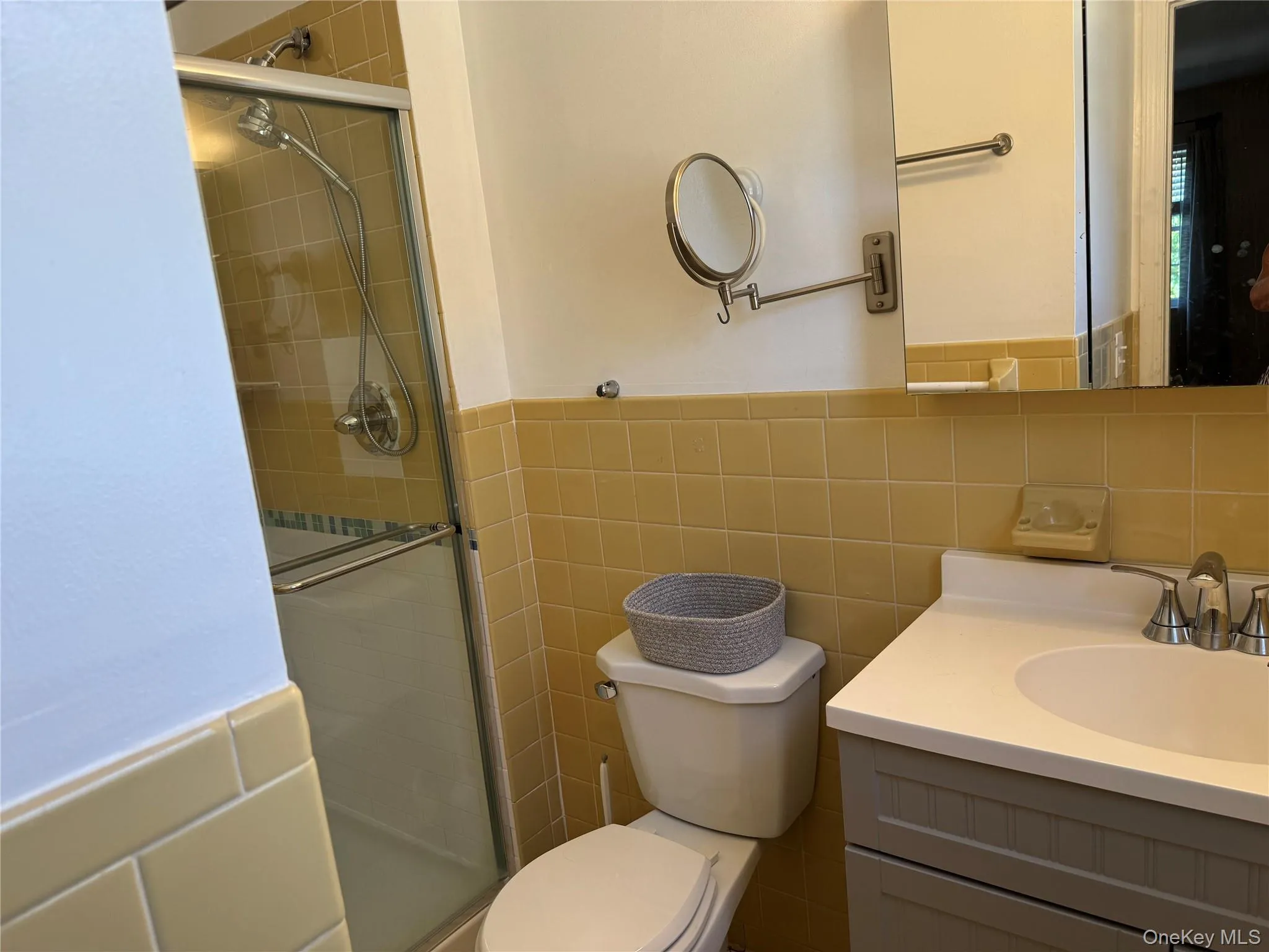 111 Second Avenue, Pelham, NY, 3 Bedrooms Bedrooms, 5 Rooms Rooms,2 BathroomsBathrooms,Residential Lease,For Rent,Second,0,1025822 111 Second Avenue, Pelham, NY, 3 Bedrooms Bedrooms, 5 Rooms Rooms,2 BathroomsBathrooms,Residential Lease,For Rent,Second,0,1025822
