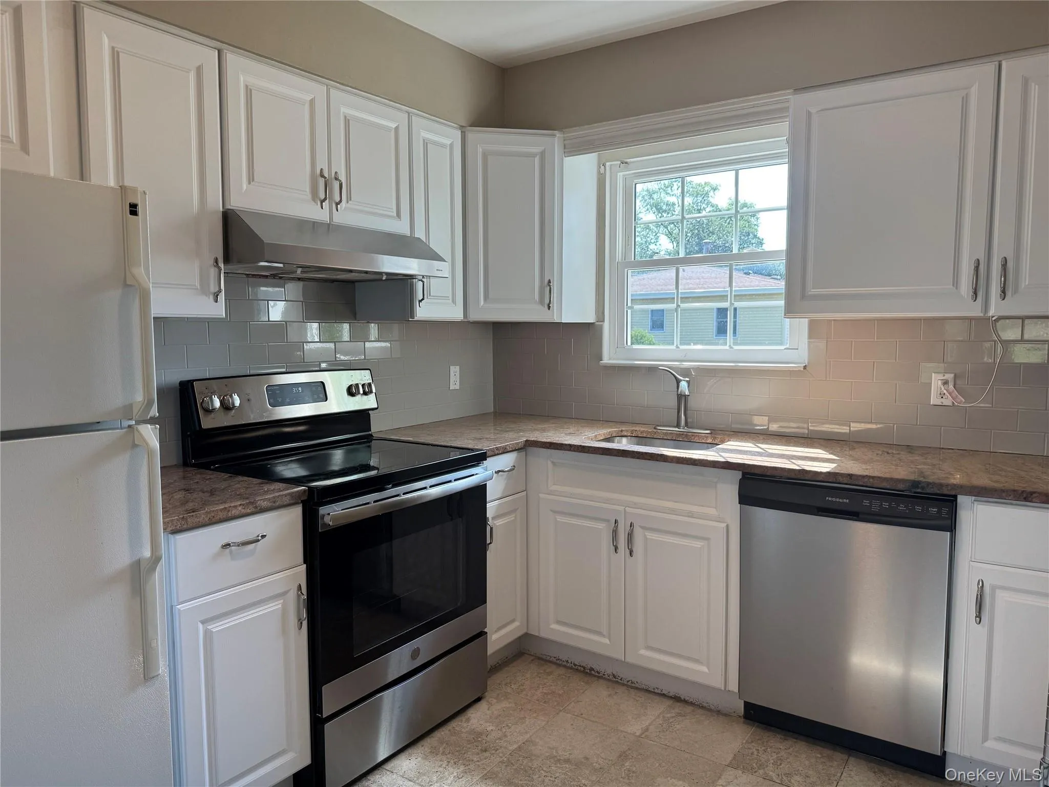 111 Second Avenue, Pelham, NY, 3 Bedrooms Bedrooms, 5 Rooms Rooms,2 BathroomsBathrooms,Residential Lease,For Rent,Second,0,1025822 111 Second Avenue, Pelham, NY, 3 Bedrooms Bedrooms, 5 Rooms Rooms,2 BathroomsBathrooms,Residential Lease,For Rent,Second,0,1025822