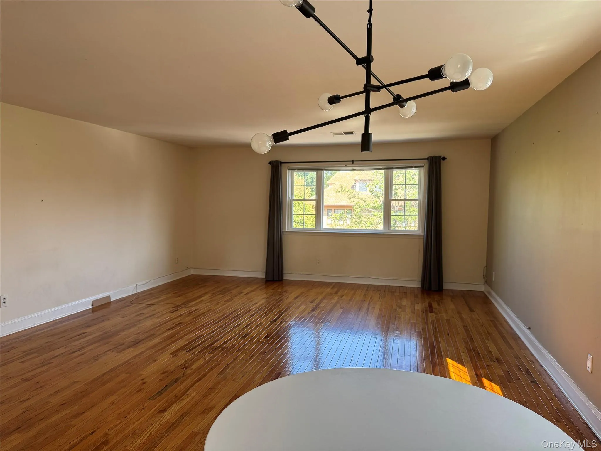 111 Second Avenue, Pelham, NY, 3 Bedrooms Bedrooms, 5 Rooms Rooms,2 BathroomsBathrooms,Residential Lease,For Rent,Second,0,1025822 111 Second Avenue, Pelham, NY, 3 Bedrooms Bedrooms, 5 Rooms Rooms,2 BathroomsBathrooms,Residential Lease,For Rent,Second,0,1025822