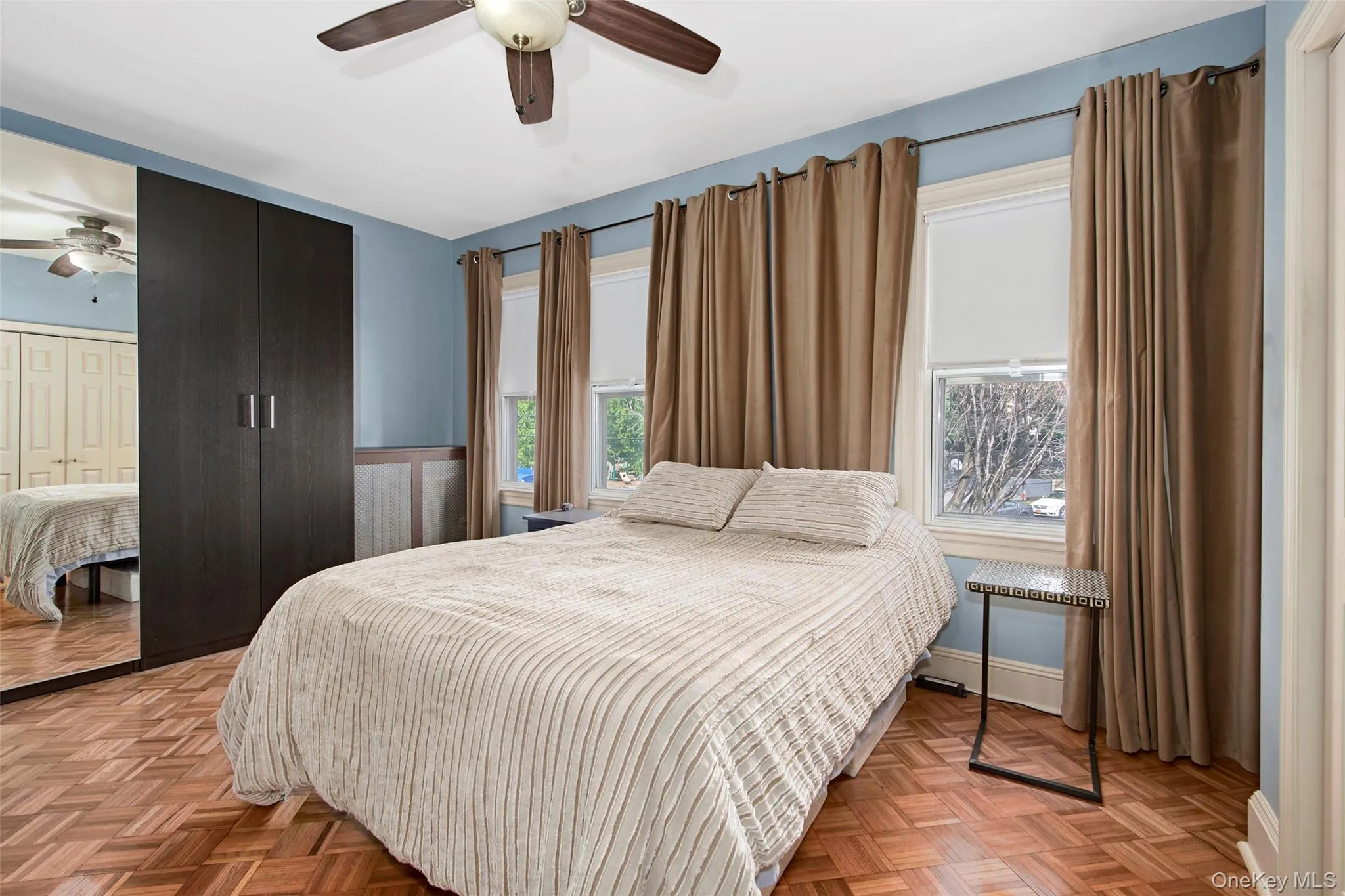 Large primary bedroom wth two closets Large primary bedroom wth two closets