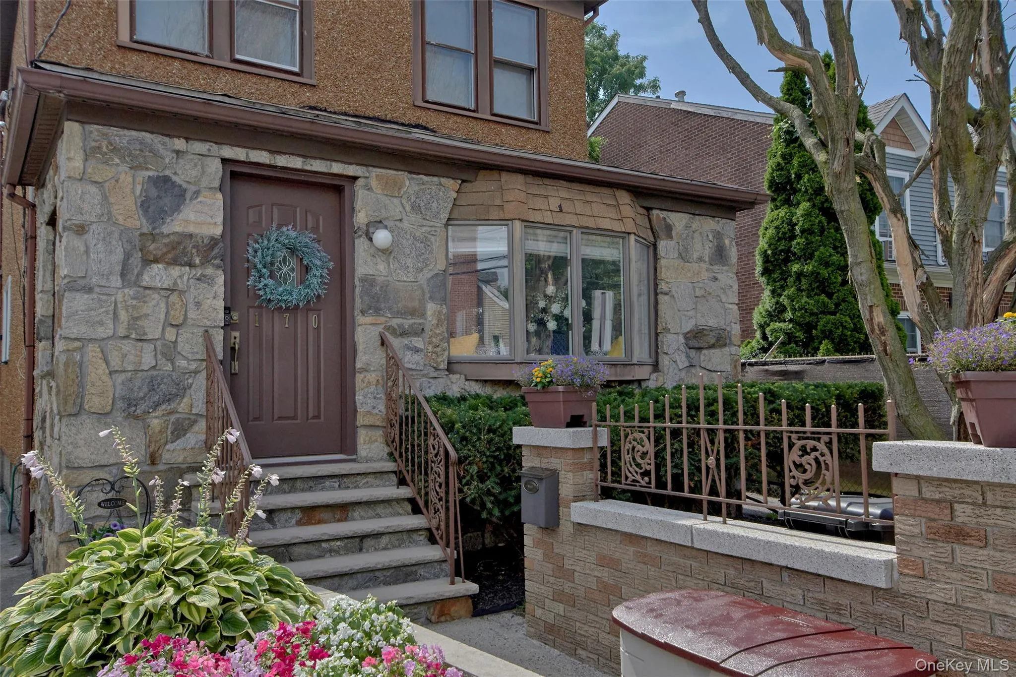 170 Trenchard Street, Yonkers, NY, 2 Bedrooms Bedrooms, 6 Rooms Rooms,1 BathroomBathrooms,Residential,For Rent,Trenchard,0,1025823 170 Trenchard Street, Yonkers, NY, 2 Bedrooms Bedrooms, 6 Rooms Rooms,1 BathroomBathrooms,Residential,For Rent,Trenchard,0,1025823