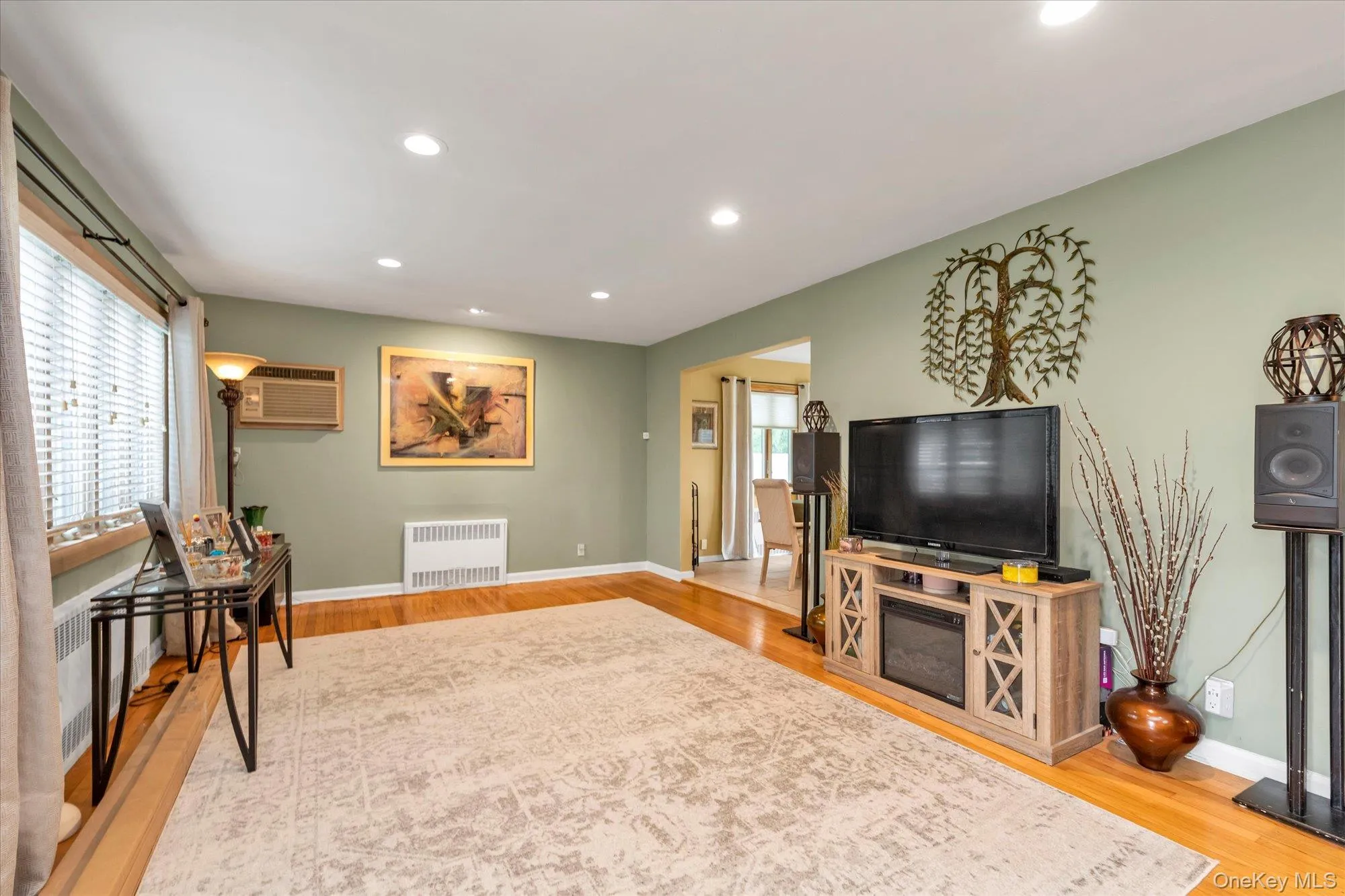2631 Fox Road, Hempstead, NY, 3 Bedrooms Bedrooms, 8 Rooms Rooms,2 BathroomsBathrooms,Residential,For Rent,Fox,0,1025824 2631 Fox Road, Hempstead, NY, 3 Bedrooms Bedrooms, 8 Rooms Rooms,2 BathroomsBathrooms,Residential,For Rent,Fox,0,1025824