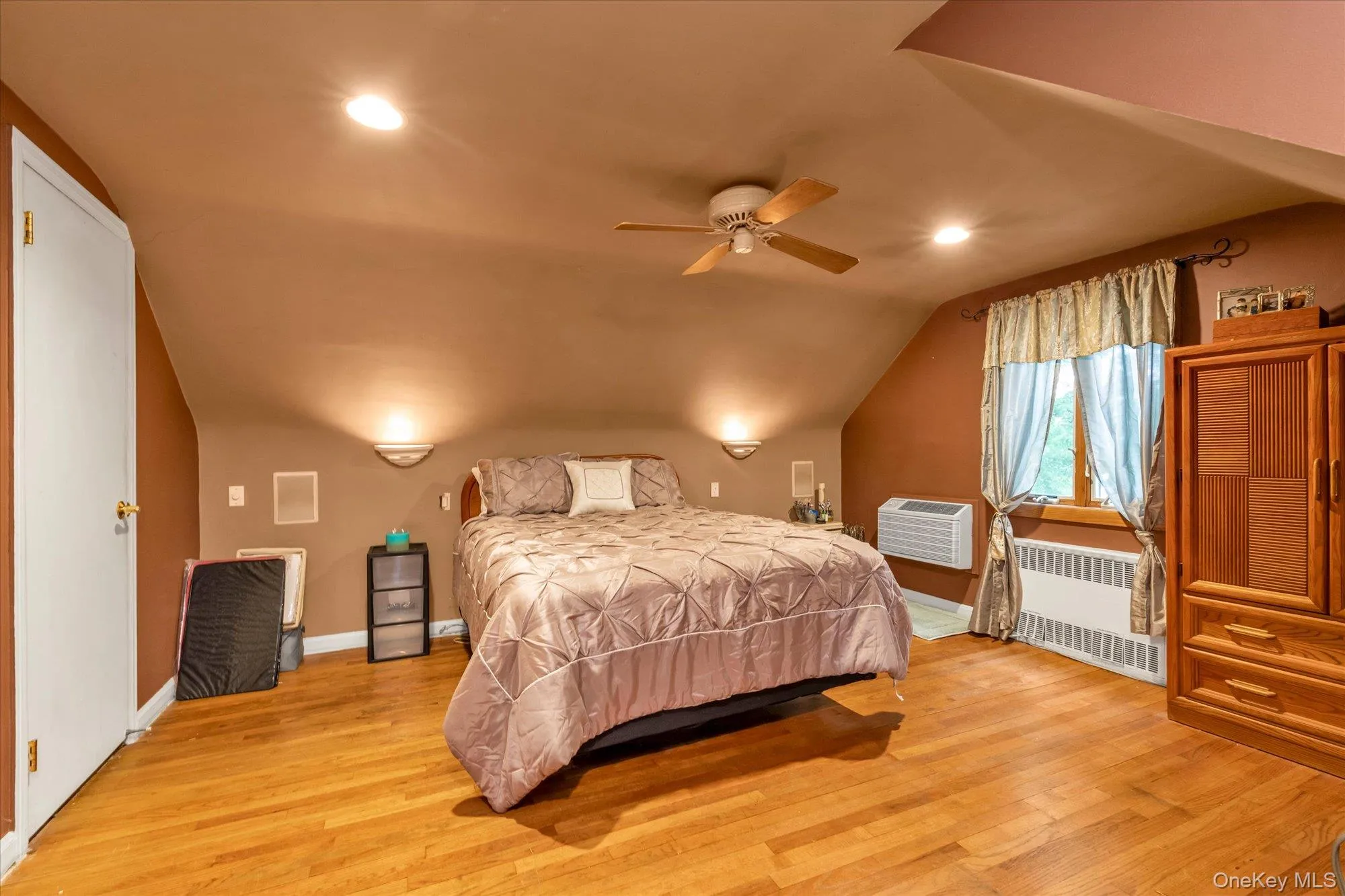 2631 Fox Road, Hempstead, NY, 3 Bedrooms Bedrooms, 8 Rooms Rooms,2 BathroomsBathrooms,Residential,For Rent,Fox,0,1025824 2631 Fox Road, Hempstead, NY, 3 Bedrooms Bedrooms, 8 Rooms Rooms,2 BathroomsBathrooms,Residential,For Rent,Fox,0,1025824