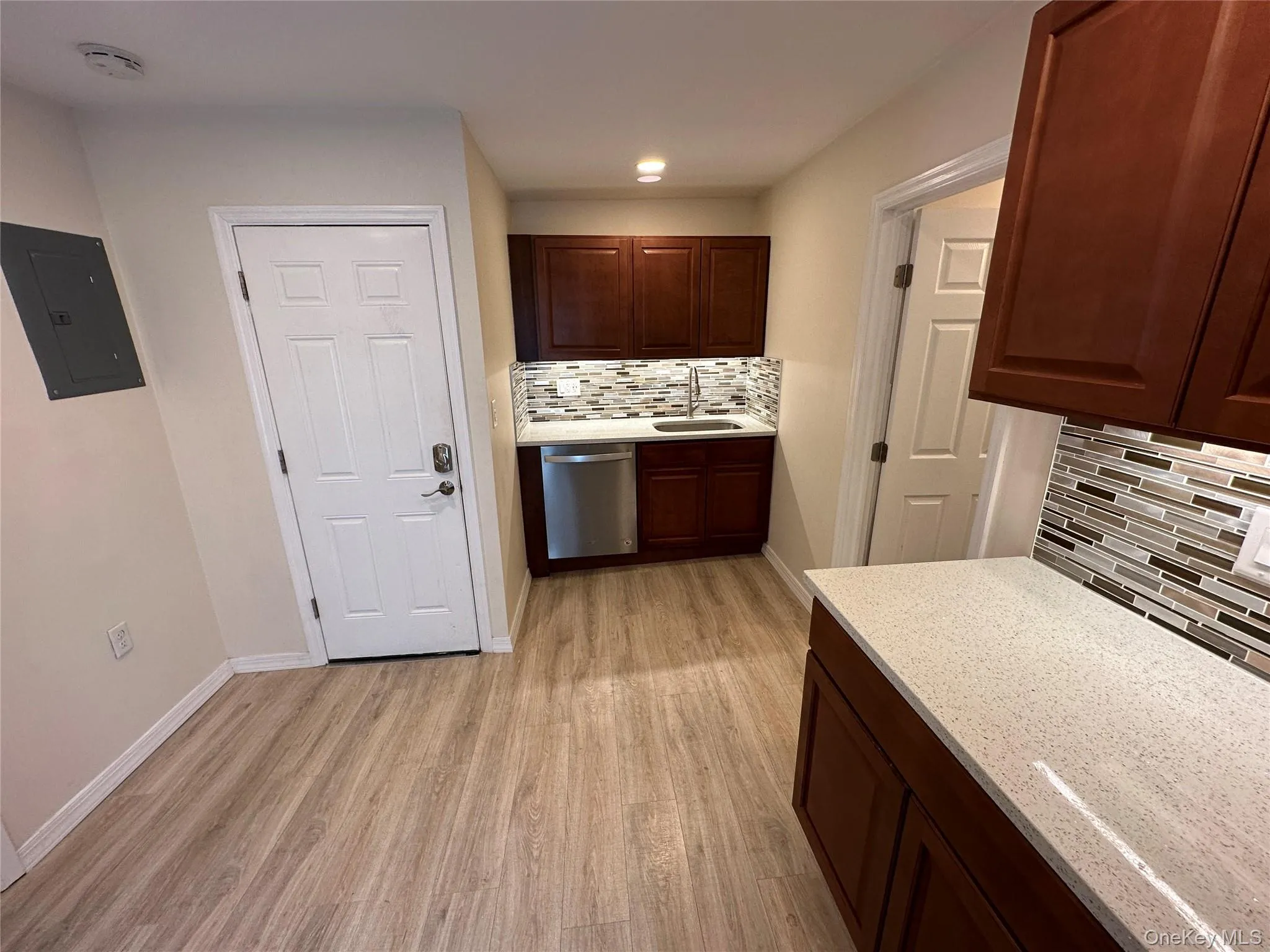 152 Saint James Street, Kingston, NY, 1 Room Rooms,1 BathroomBathrooms,Residential Lease,For Rent,Saint James,0,1025828 152 Saint James Street, Kingston, NY, 1 Room Rooms,1 BathroomBathrooms,Residential Lease,For Rent,Saint James,0,1025828