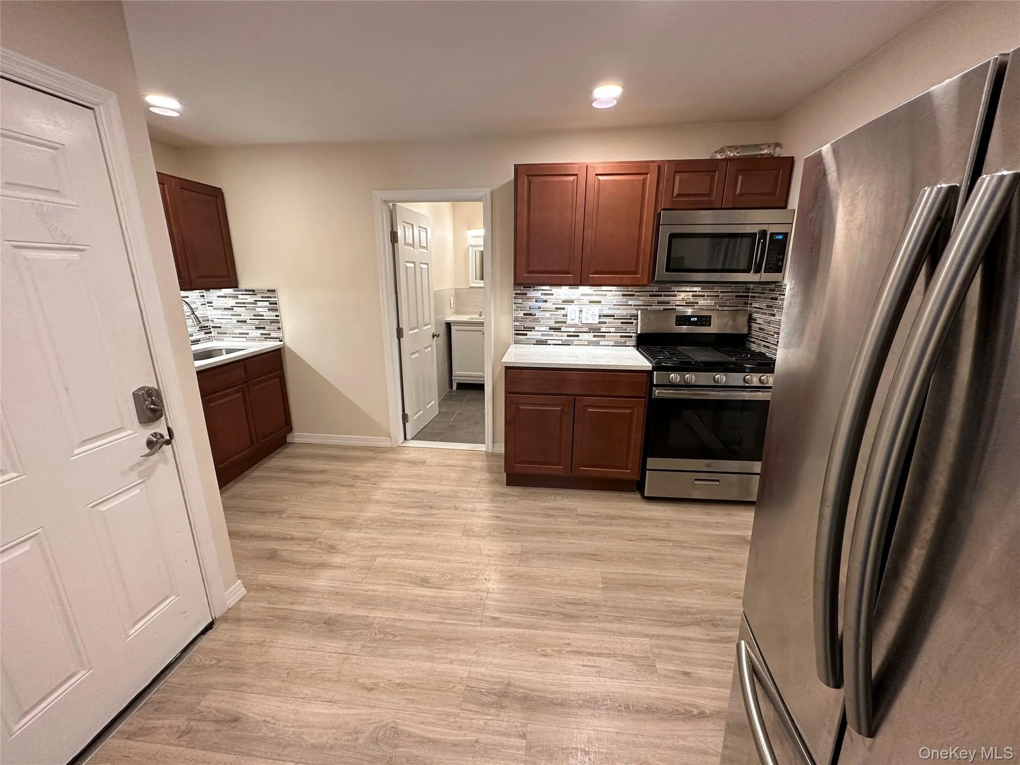 152 Saint James Street, Kingston, NY, 1 Room Rooms,1 BathroomBathrooms,Residential Lease,For Rent,Saint James,0,1025828 152 Saint James Street, Kingston, NY, 1 Room Rooms,1 BathroomBathrooms,Residential Lease,For Rent,Saint James,0,1025828