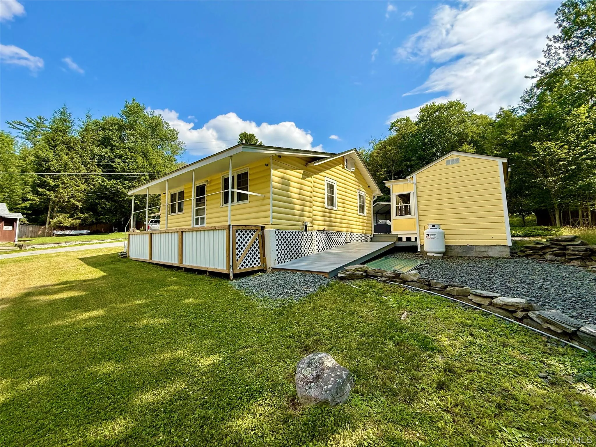 5 Liberty Place, Bethel, NY, 2 Bedrooms Bedrooms, 6 Rooms Rooms,1 BathroomBathrooms,Residential,For Rent,Liberty,0,1025829 5 Liberty Place, Bethel, NY, 2 Bedrooms Bedrooms, 6 Rooms Rooms,1 BathroomBathrooms,Residential,For Rent,Liberty,0,1025829