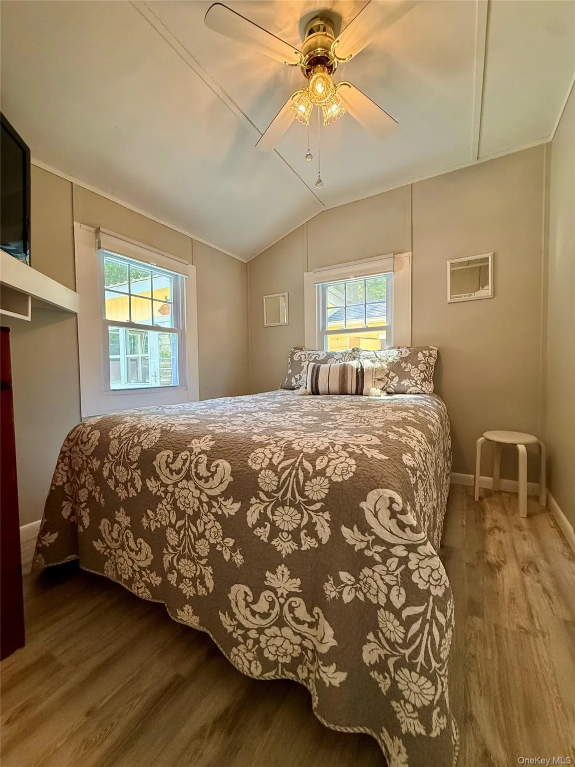 5 Liberty Place, Bethel, NY, 2 Bedrooms Bedrooms, 6 Rooms Rooms,1 BathroomBathrooms,Residential,For Rent,Liberty,0,1025829 5 Liberty Place, Bethel, NY, 2 Bedrooms Bedrooms, 6 Rooms Rooms,1 BathroomBathrooms,Residential,For Rent,Liberty,0,1025829