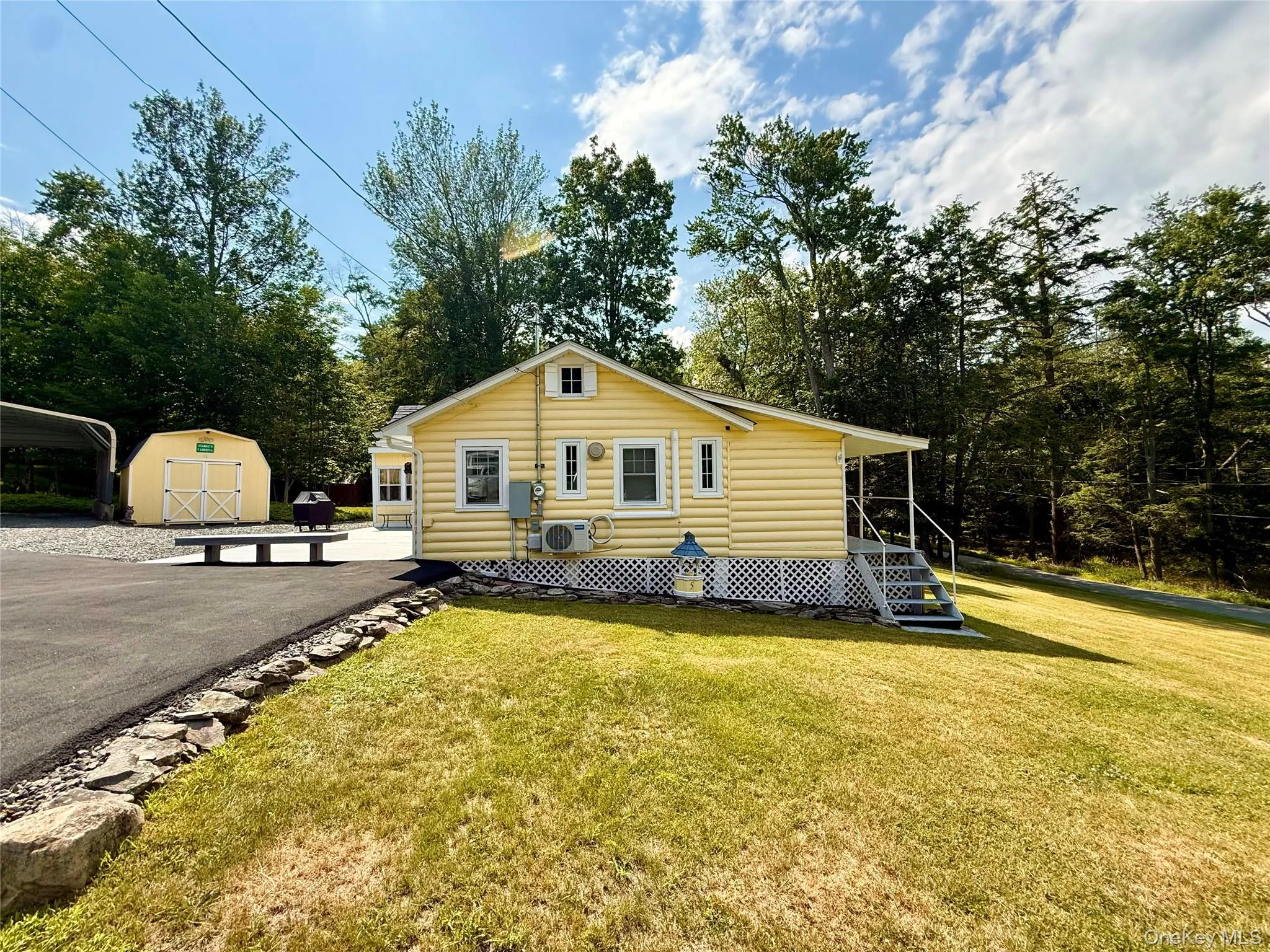 5 Liberty Place, Bethel, NY, 2 Bedrooms Bedrooms, 6 Rooms Rooms,1 BathroomBathrooms,Residential,For Rent,Liberty,0,1025829 5 Liberty Place, Bethel, NY, 2 Bedrooms Bedrooms, 6 Rooms Rooms,1 BathroomBathrooms,Residential,For Rent,Liberty,0,1025829