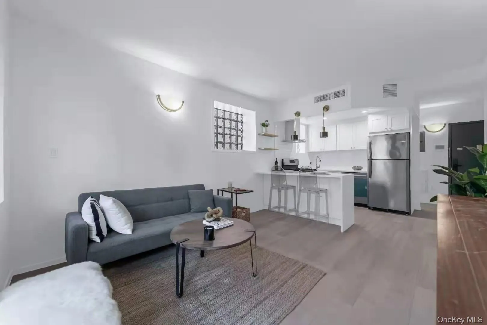 97-30 64th Avenue, New York, NY, 1 Bedroom Bedrooms, 3 Rooms Rooms,1 BathroomBathrooms,Residential,For Rent,64th,0,1025831 97-30 64th Avenue, New York, NY, 1 Bedroom Bedrooms, 3 Rooms Rooms,1 BathroomBathrooms,Residential,For Rent,64th,0,1025831