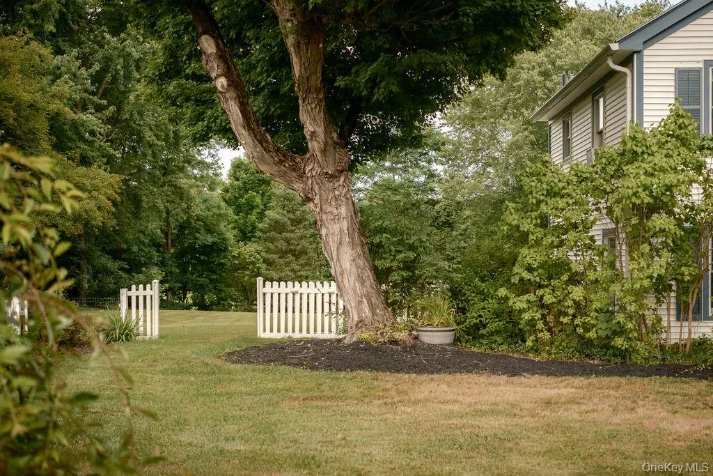 2327 Salt Point Turnpike, Clinton, NY, 5 Bedrooms Bedrooms, 13 Rooms Rooms,3 BathroomsBathrooms,Residential,For Rent,Salt Point,0,1025832 2327 Salt Point Turnpike, Clinton, NY, 5 Bedrooms Bedrooms, 13 Rooms Rooms,3 BathroomsBathrooms,Residential,For Rent,Salt Point,0,1025832