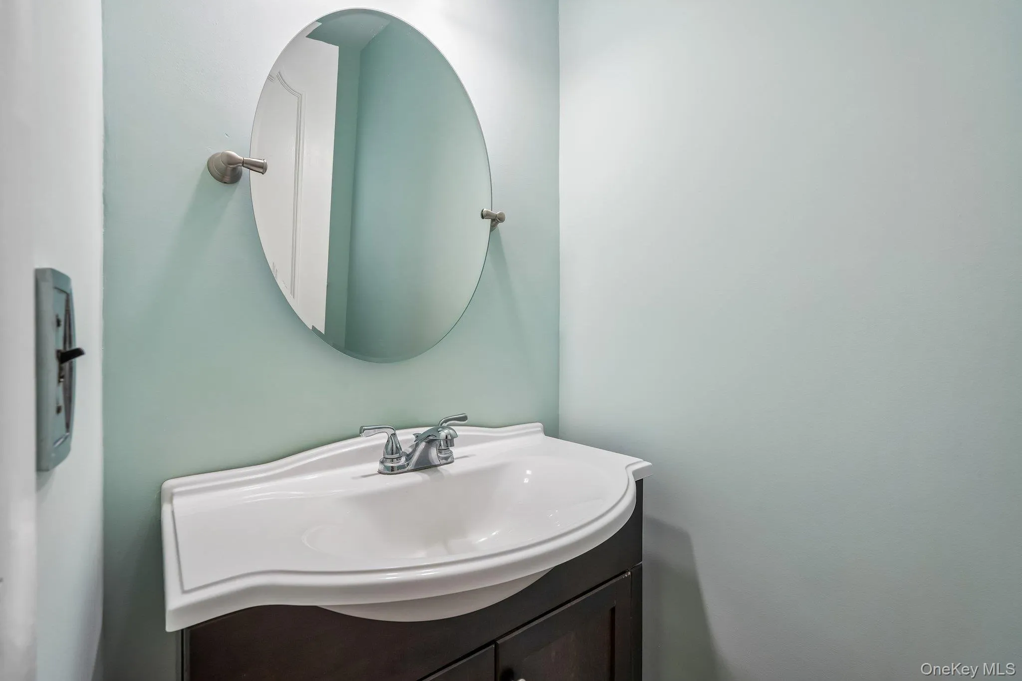 Half bath on main floor Half bath on main floor