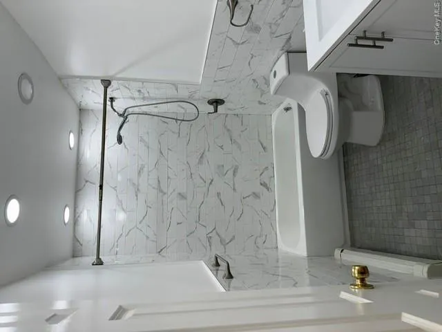 137-29 81st Street, New York, NY, 3 Bedrooms Bedrooms, 6 Rooms Rooms,2 BathroomsBathrooms,Residential Lease,For Rent,81st,0,1025834 137-29 81st Street, New York, NY, 3 Bedrooms Bedrooms, 6 Rooms Rooms,2 BathroomsBathrooms,Residential Lease,For Rent,81st,0,1025834