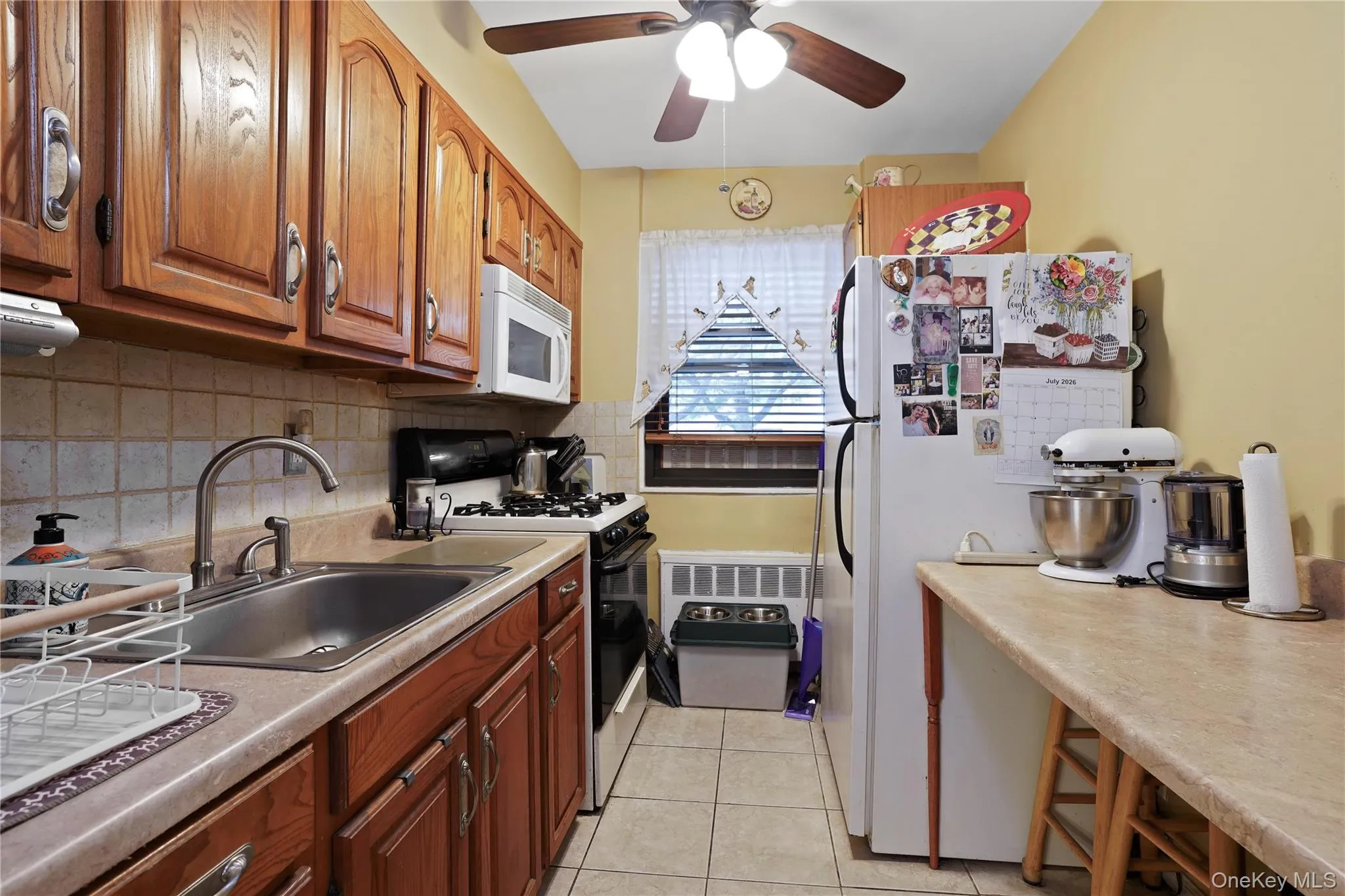 13729 81st Street, New York, NY, 3 Bedrooms Bedrooms, 6 Rooms Rooms,2 BathroomsBathrooms,Residential Lease,For Rent,81st,0,1025834 13729 81st Street, New York, NY, 3 Bedrooms Bedrooms, 6 Rooms Rooms,2 BathroomsBathrooms,Residential Lease,For Rent,81st,0,1025834