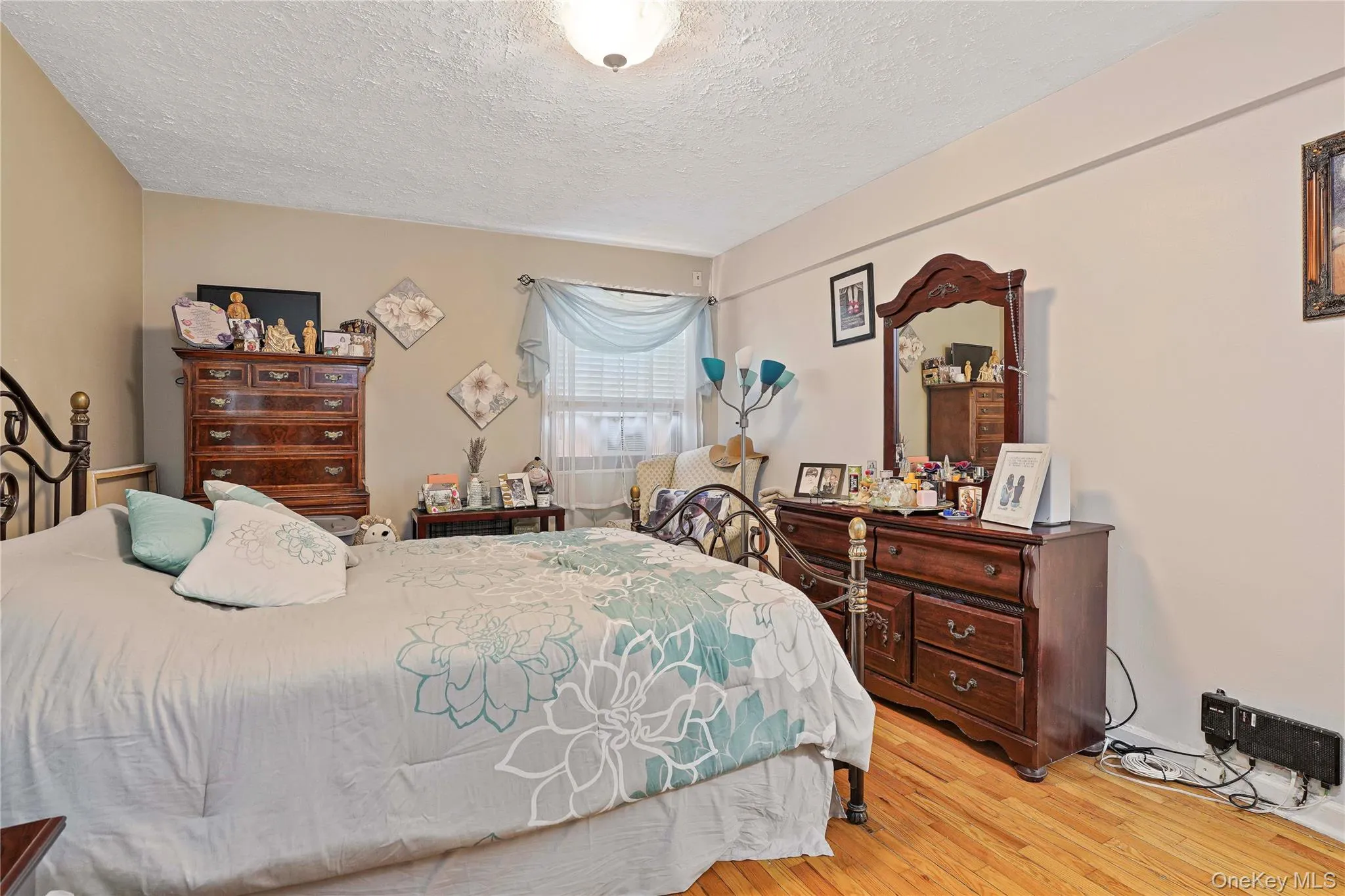 13729 81st Street, New York, NY, 3 Bedrooms Bedrooms, 6 Rooms Rooms,2 BathroomsBathrooms,Residential Lease,For Rent,81st,0,1025834 13729 81st Street, New York, NY, 3 Bedrooms Bedrooms, 6 Rooms Rooms,2 BathroomsBathrooms,Residential Lease,For Rent,81st,0,1025834