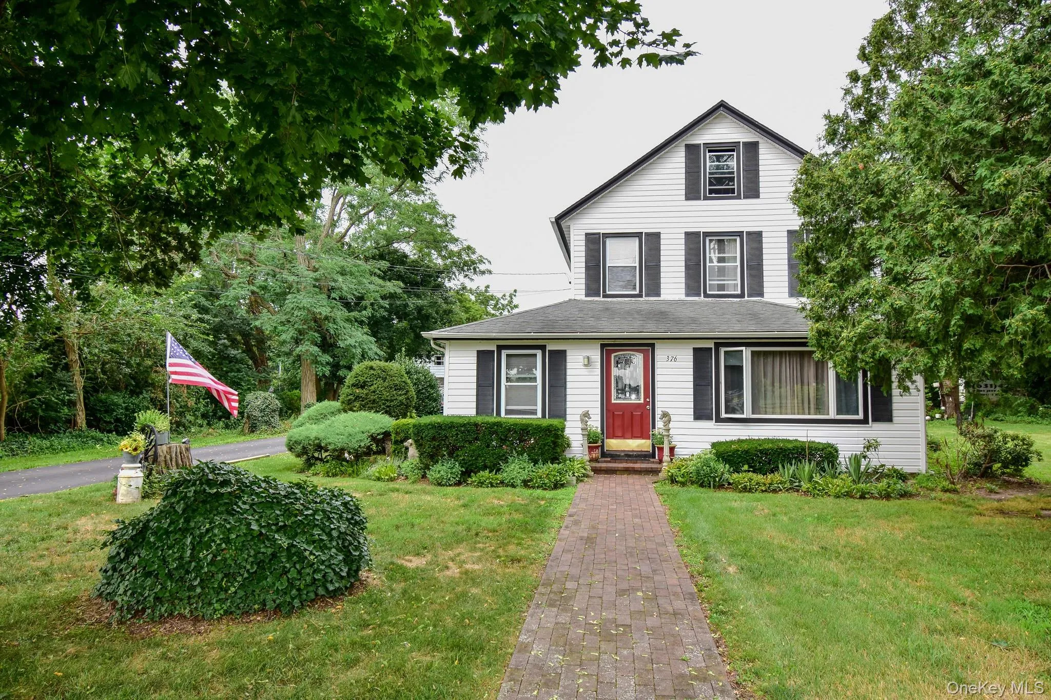 376 Terryville Road, Brookhaven, NY, 1 Bedroom Bedrooms, 4 Rooms Rooms,1 BathroomBathrooms,Residential Lease,For Rent,Terryville,0,1025835 376 Terryville Road, Brookhaven, NY, 1 Bedroom Bedrooms, 4 Rooms Rooms,1 BathroomBathrooms,Residential Lease,For Rent,Terryville,0,1025835