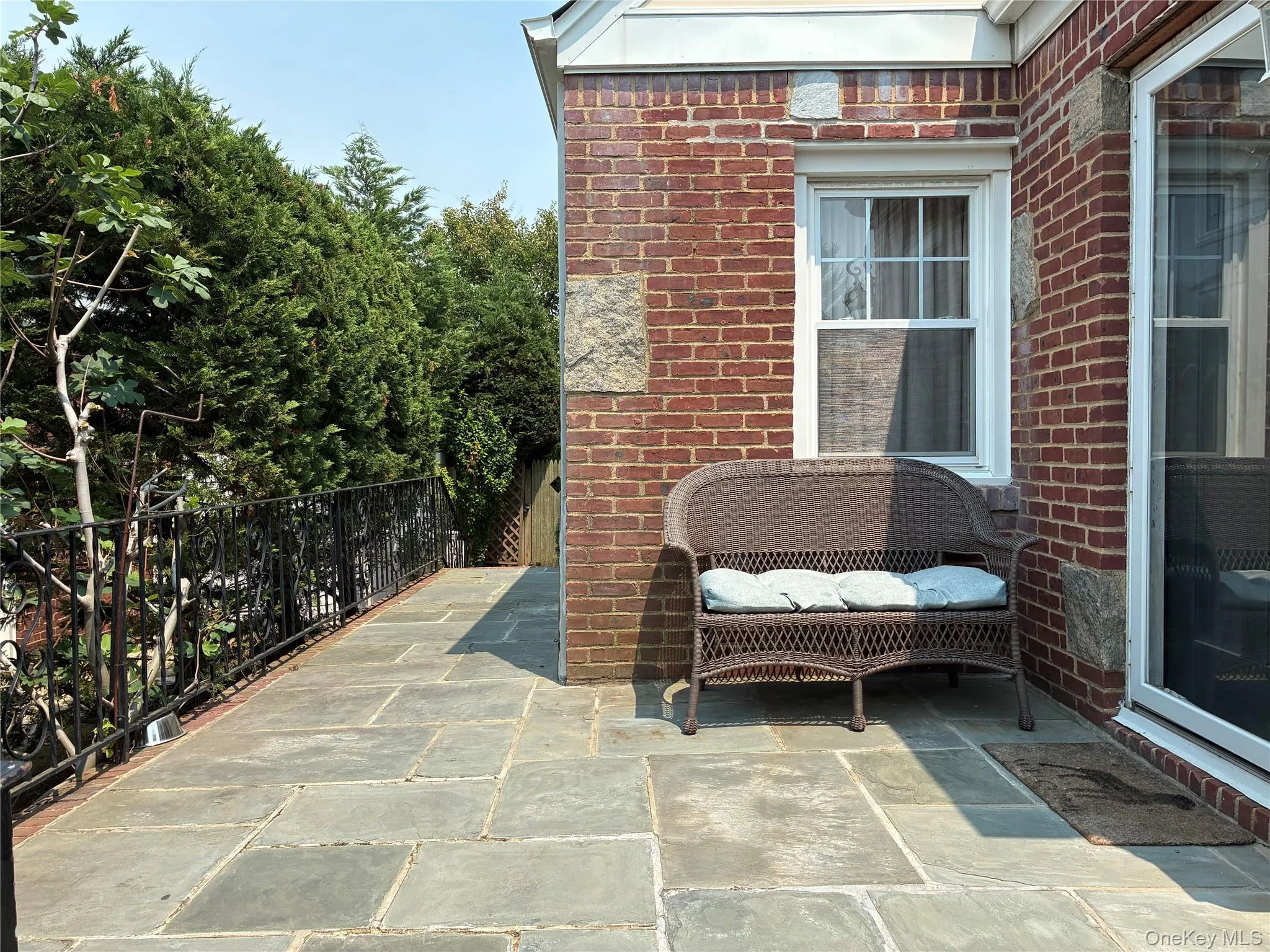 553 Beech Street, Long Beach, NY, 4 Bedrooms Bedrooms, 8 Rooms Rooms,2 BathroomsBathrooms,Residential,For Rent,Beech,0,1025836 553 Beech Street, Long Beach, NY, 4 Bedrooms Bedrooms, 8 Rooms Rooms,2 BathroomsBathrooms,Residential,For Rent,Beech,0,1025836