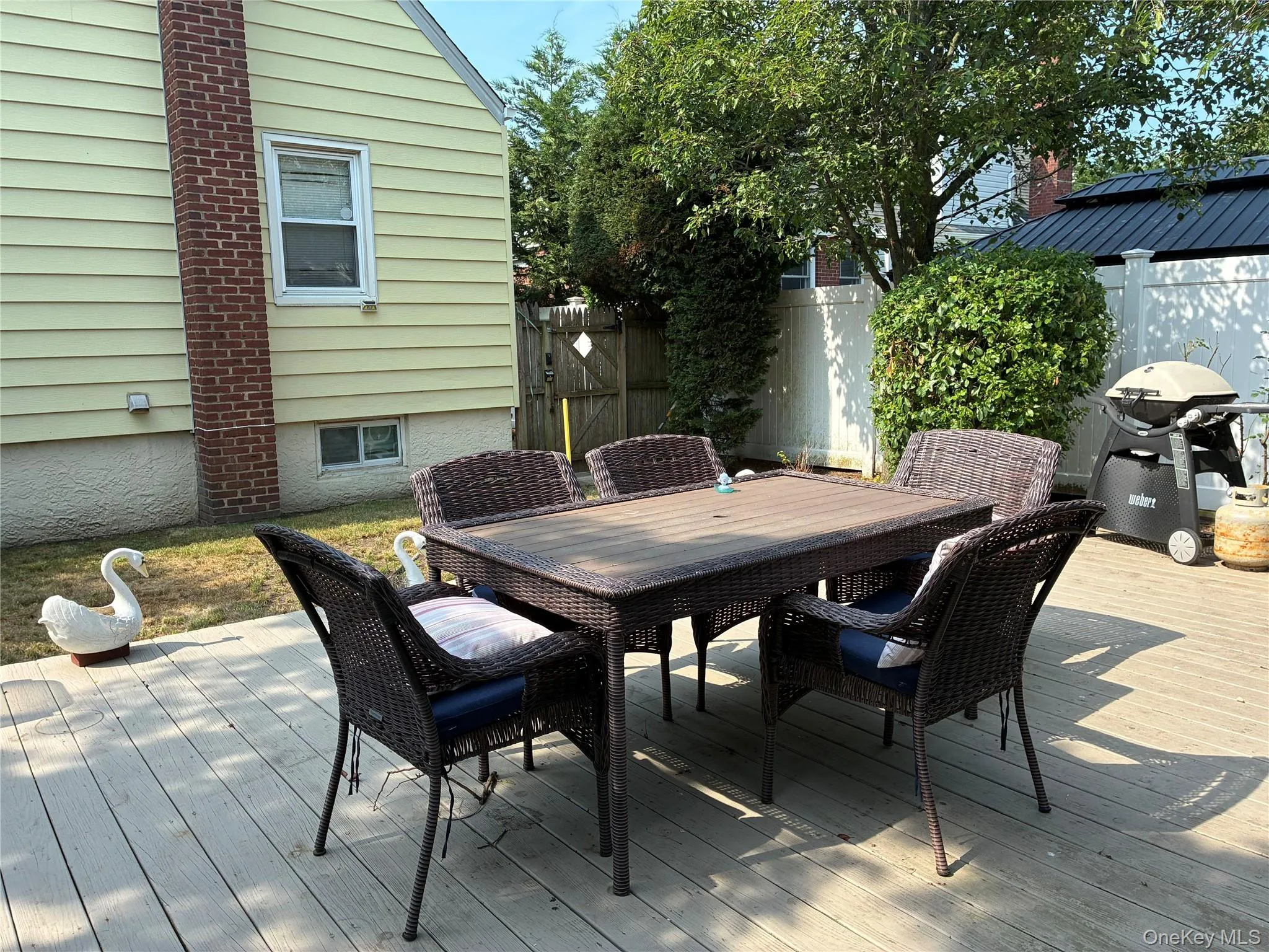 553 Beech Street, Long Beach, NY, 4 Bedrooms Bedrooms, 8 Rooms Rooms,2 BathroomsBathrooms,Residential,For Rent,Beech,0,1025836 553 Beech Street, Long Beach, NY, 4 Bedrooms Bedrooms, 8 Rooms Rooms,2 BathroomsBathrooms,Residential,For Rent,Beech,0,1025836