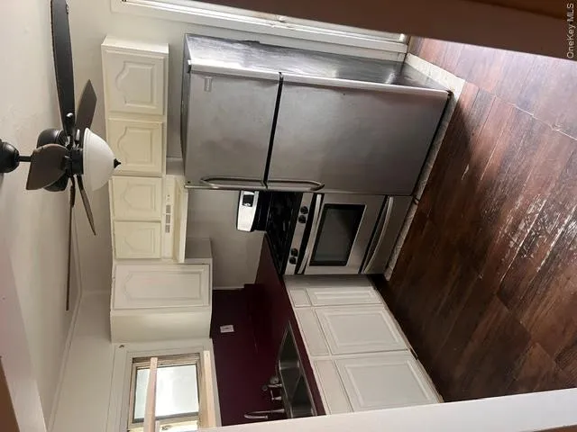 11 Benjoe Drive, Babylon, NY, 3 Bedrooms Bedrooms, 6 Rooms Rooms,1 BathroomBathrooms,Residential Lease,For Rent,Benjoe,0,1025841 11 Benjoe Drive, Babylon, NY, 3 Bedrooms Bedrooms, 6 Rooms Rooms,1 BathroomBathrooms,Residential Lease,For Rent,Benjoe,0,1025841