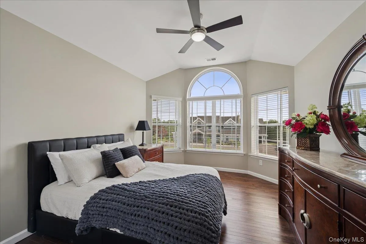 6 Arborvitae Lane, Brookhaven, NY, 5 Bedrooms Bedrooms, 10 Rooms Rooms,2 BathroomsBathrooms,Residential,For Rent,Arborvitae,0,1025846 6 Arborvitae Lane, Brookhaven, NY, 5 Bedrooms Bedrooms, 10 Rooms Rooms,2 BathroomsBathrooms,Residential,For Rent,Arborvitae,0,1025846