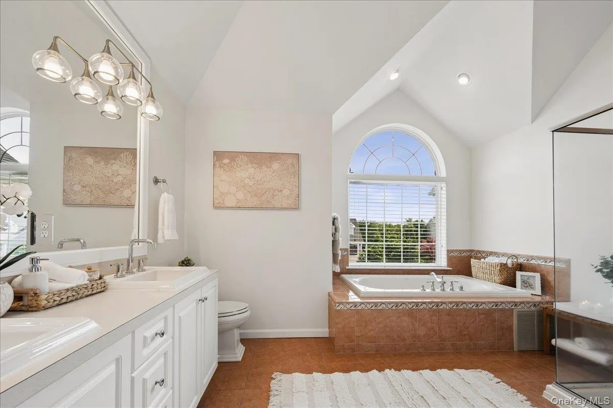 6 Arborvitae Lane, Brookhaven, NY, 5 Bedrooms Bedrooms, 10 Rooms Rooms,2 BathroomsBathrooms,Residential,For Rent,Arborvitae,0,1025846 6 Arborvitae Lane, Brookhaven, NY, 5 Bedrooms Bedrooms, 10 Rooms Rooms,2 BathroomsBathrooms,Residential,For Rent,Arborvitae,0,1025846