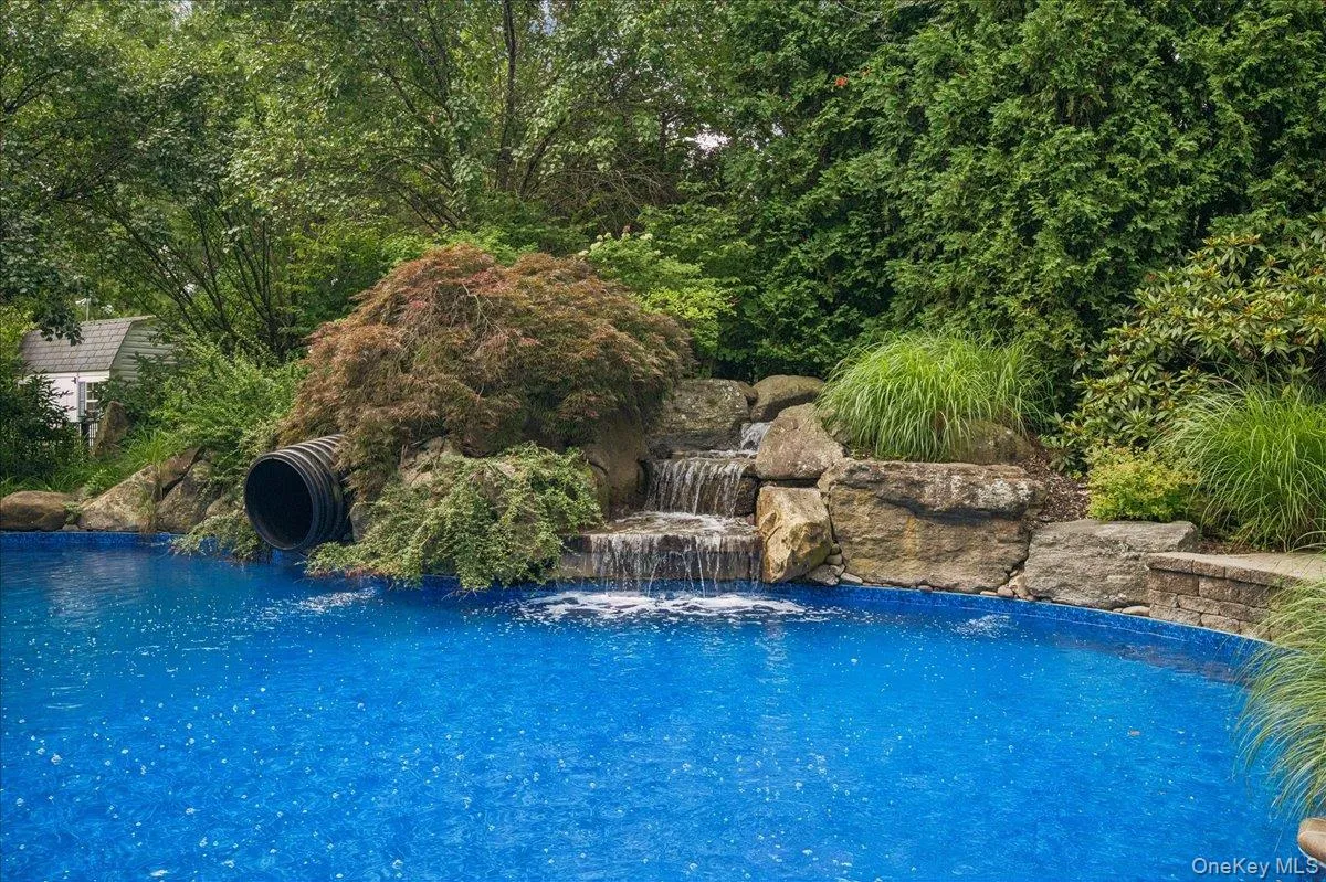 6 Arborvitae Lane, Brookhaven, NY, 5 Bedrooms Bedrooms, 10 Rooms Rooms,2 BathroomsBathrooms,Residential,For Rent,Arborvitae,0,1025846 6 Arborvitae Lane, Brookhaven, NY, 5 Bedrooms Bedrooms, 10 Rooms Rooms,2 BathroomsBathrooms,Residential,For Rent,Arborvitae,0,1025846