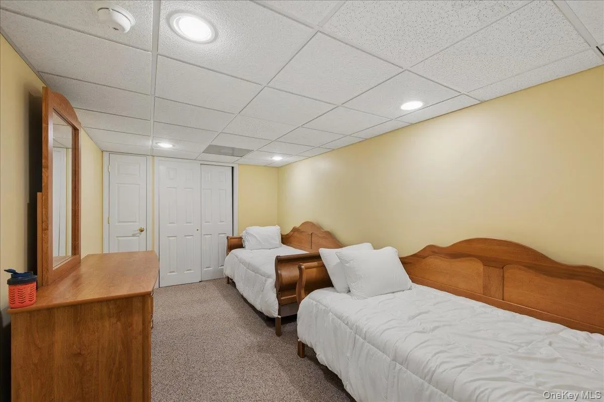 6 Arborvitae Lane, Brookhaven, NY, 5 Bedrooms Bedrooms, 10 Rooms Rooms,2 BathroomsBathrooms,Residential,For Rent,Arborvitae,0,1025846 6 Arborvitae Lane, Brookhaven, NY, 5 Bedrooms Bedrooms, 10 Rooms Rooms,2 BathroomsBathrooms,Residential,For Rent,Arborvitae,0,1025846