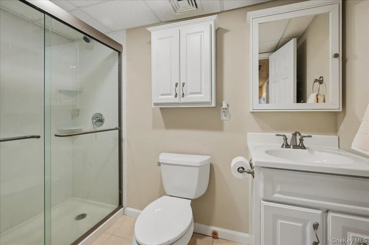 6 Arborvitae Lane, Brookhaven, NY, 5 Bedrooms Bedrooms, 10 Rooms Rooms,2 BathroomsBathrooms,Residential,For Rent,Arborvitae,0,1025846 6 Arborvitae Lane, Brookhaven, NY, 5 Bedrooms Bedrooms, 10 Rooms Rooms,2 BathroomsBathrooms,Residential,For Rent,Arborvitae,0,1025846