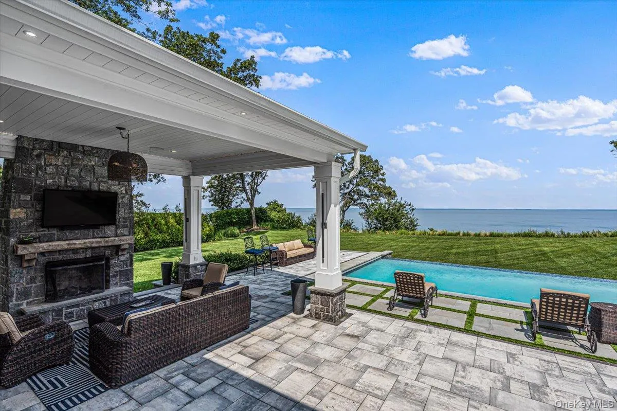 37 Soundview Drive, Brookhaven, NY, 4 Bedrooms Bedrooms, 13 Rooms Rooms,3 BathroomsBathrooms,Residential,For Rent,Soundview,0,1025848 37 Soundview Drive, Brookhaven, NY, 4 Bedrooms Bedrooms, 13 Rooms Rooms,3 BathroomsBathrooms,Residential,For Rent,Soundview,0,1025848