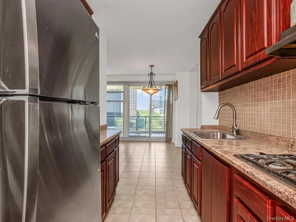 875 Morrison Avenue, New York, NY, 2 Bedrooms Bedrooms, 6 Rooms Rooms,1 BathroomBathrooms,Residential,For Rent,Morrison,0,1025849 875 Morrison Avenue, New York, NY, 2 Bedrooms Bedrooms, 6 Rooms Rooms,1 BathroomBathrooms,Residential,For Rent,Morrison,0,1025849