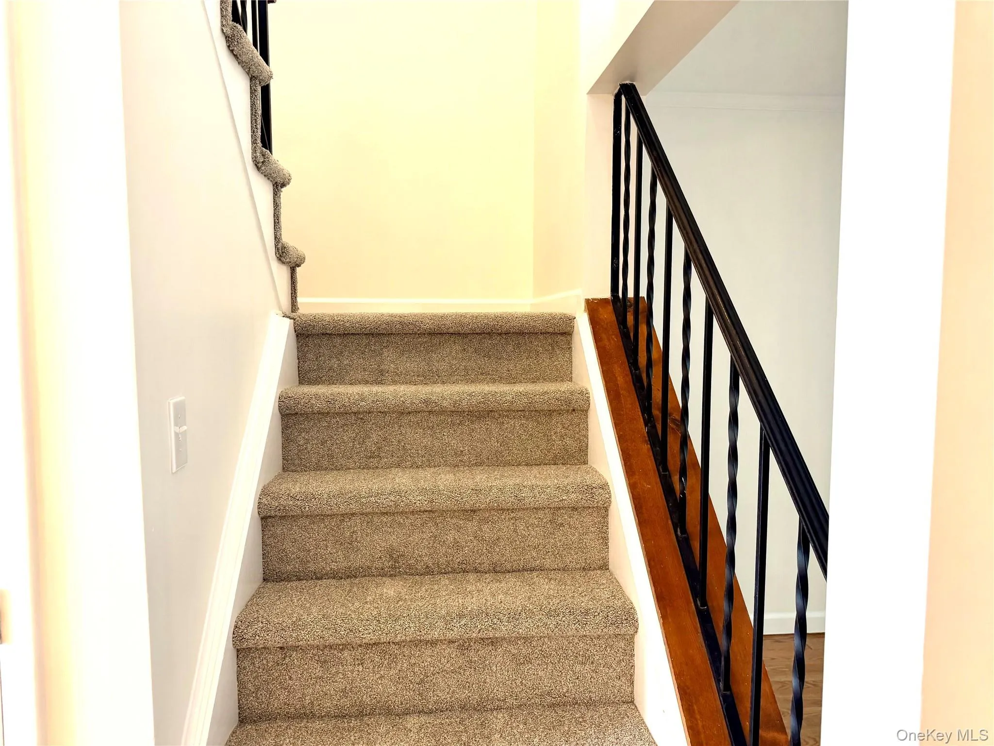 209 Everett Place, Montgomery, NY, 2 Bedrooms Bedrooms, 6 Rooms Rooms,1 BathroomBathrooms,Residential Lease,For Rent,Everett,0,1025850 209 Everett Place, Montgomery, NY, 2 Bedrooms Bedrooms, 6 Rooms Rooms,1 BathroomBathrooms,Residential Lease,For Rent,Everett,0,1025850